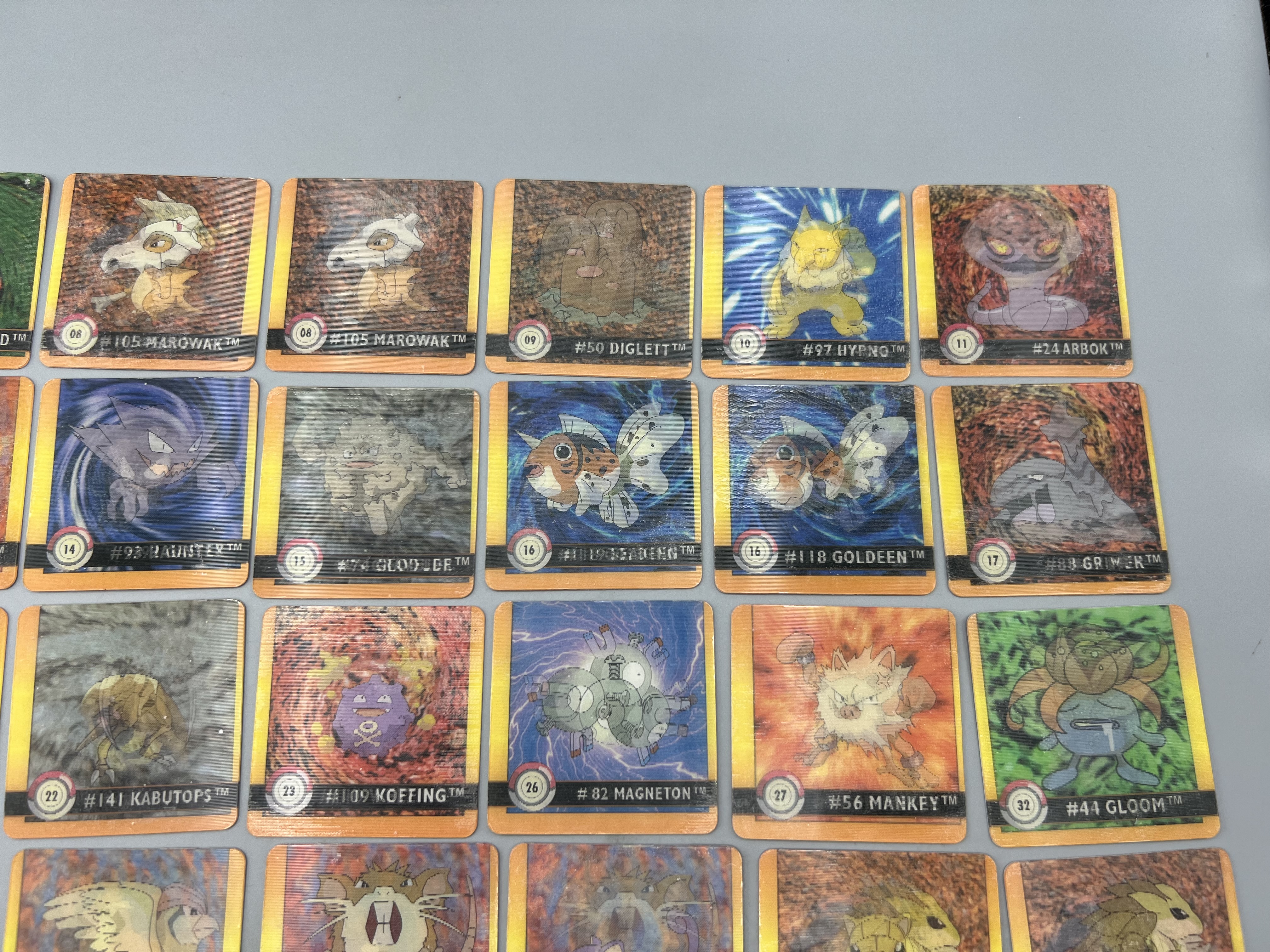 (39) 1999 Pokemon Action Flipz Premier Edition Cards - Varying Conditions