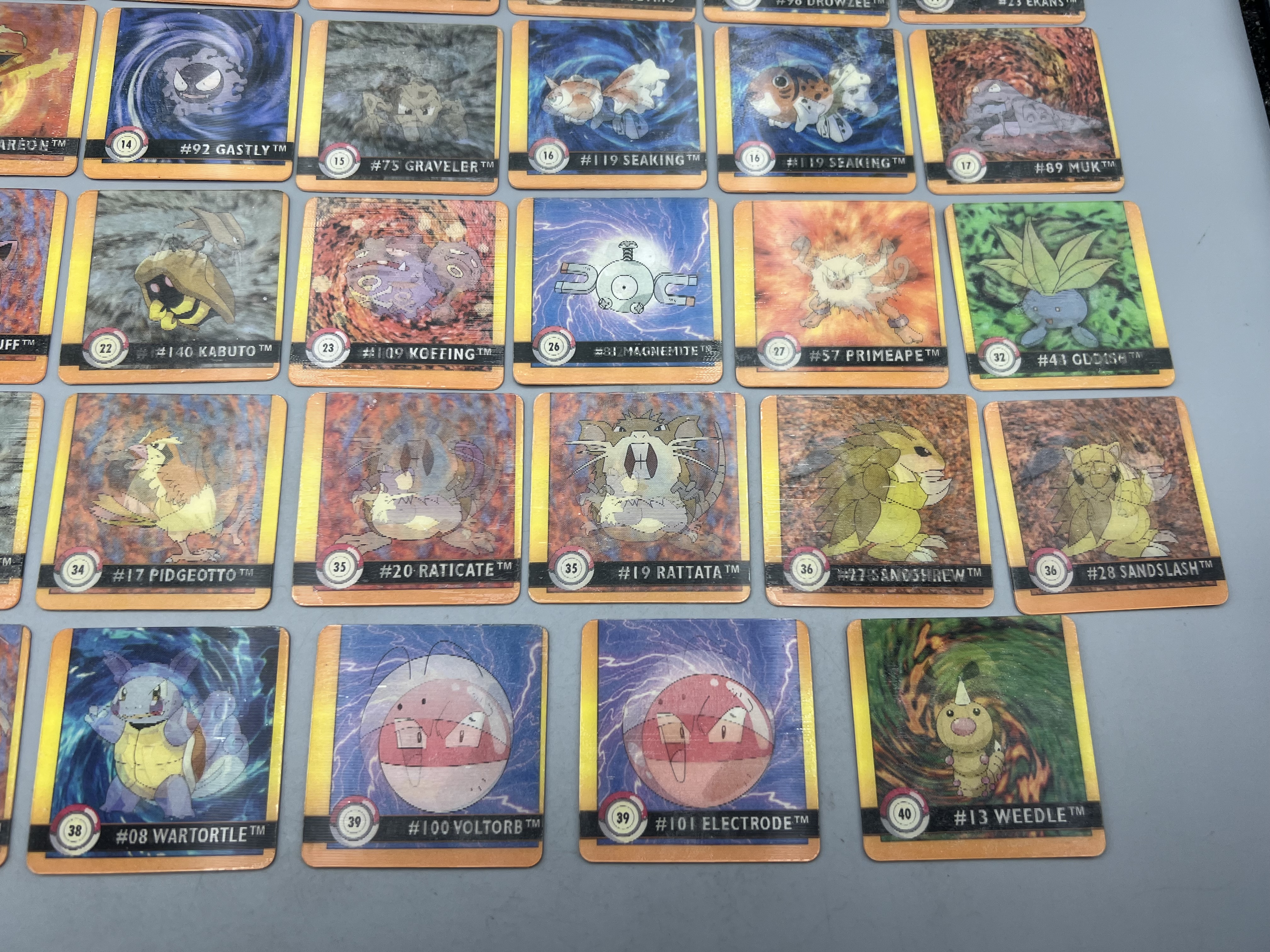 (39) 1999 Pokemon Action Flipz Premier Edition Cards - Varying Conditions