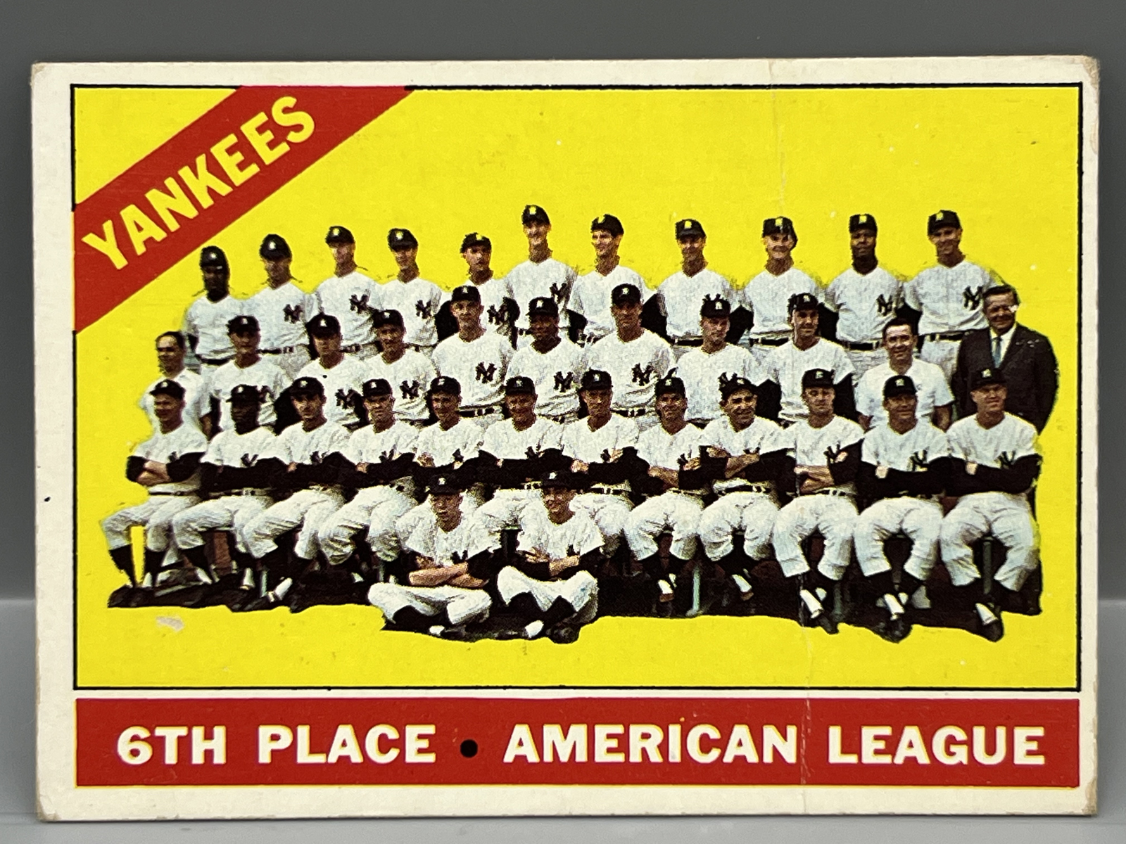 1966 Topps New York Yankees Team Card #92
