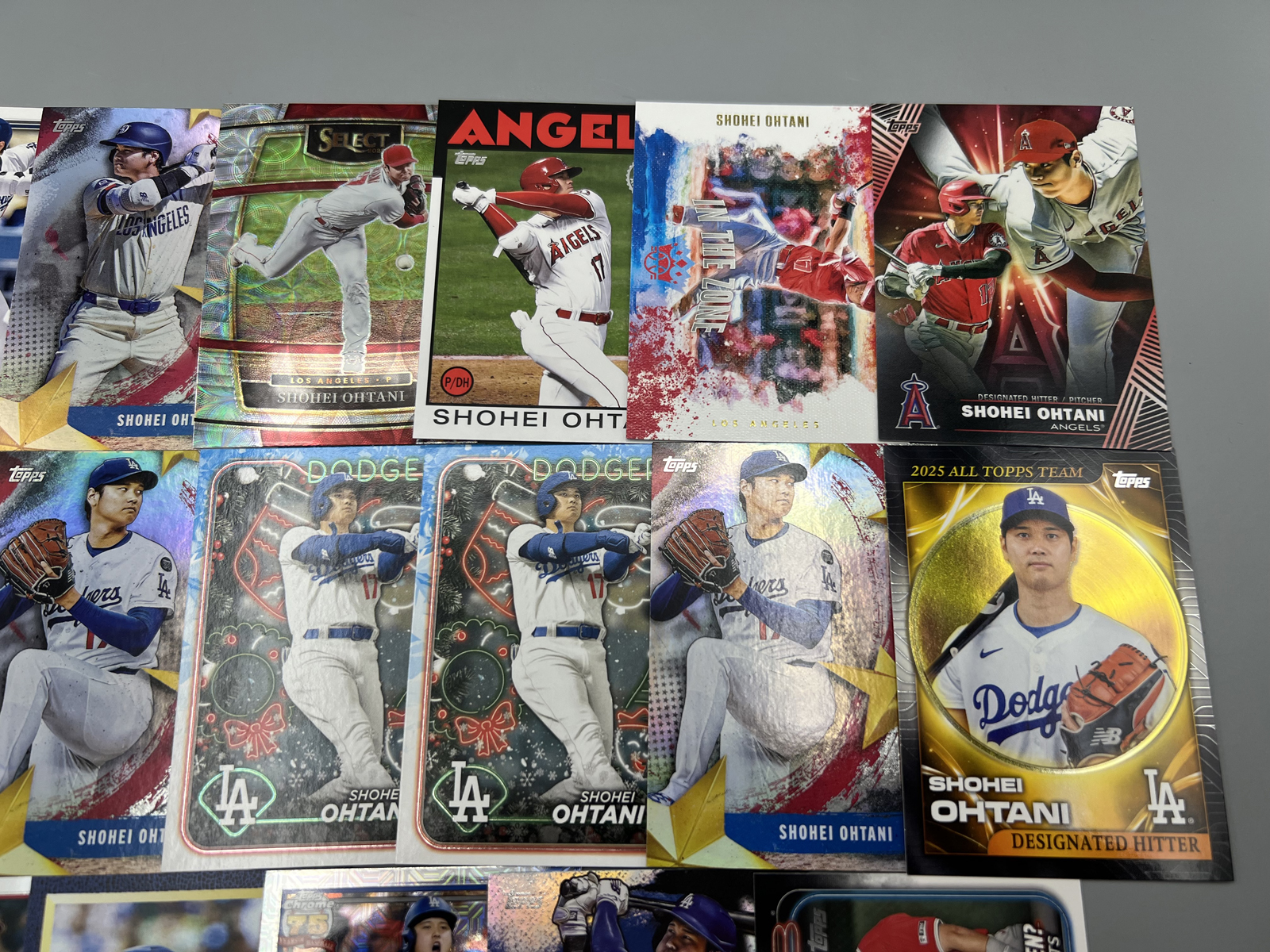 Lot of (20) Shohei Ohtani Baseball Cards