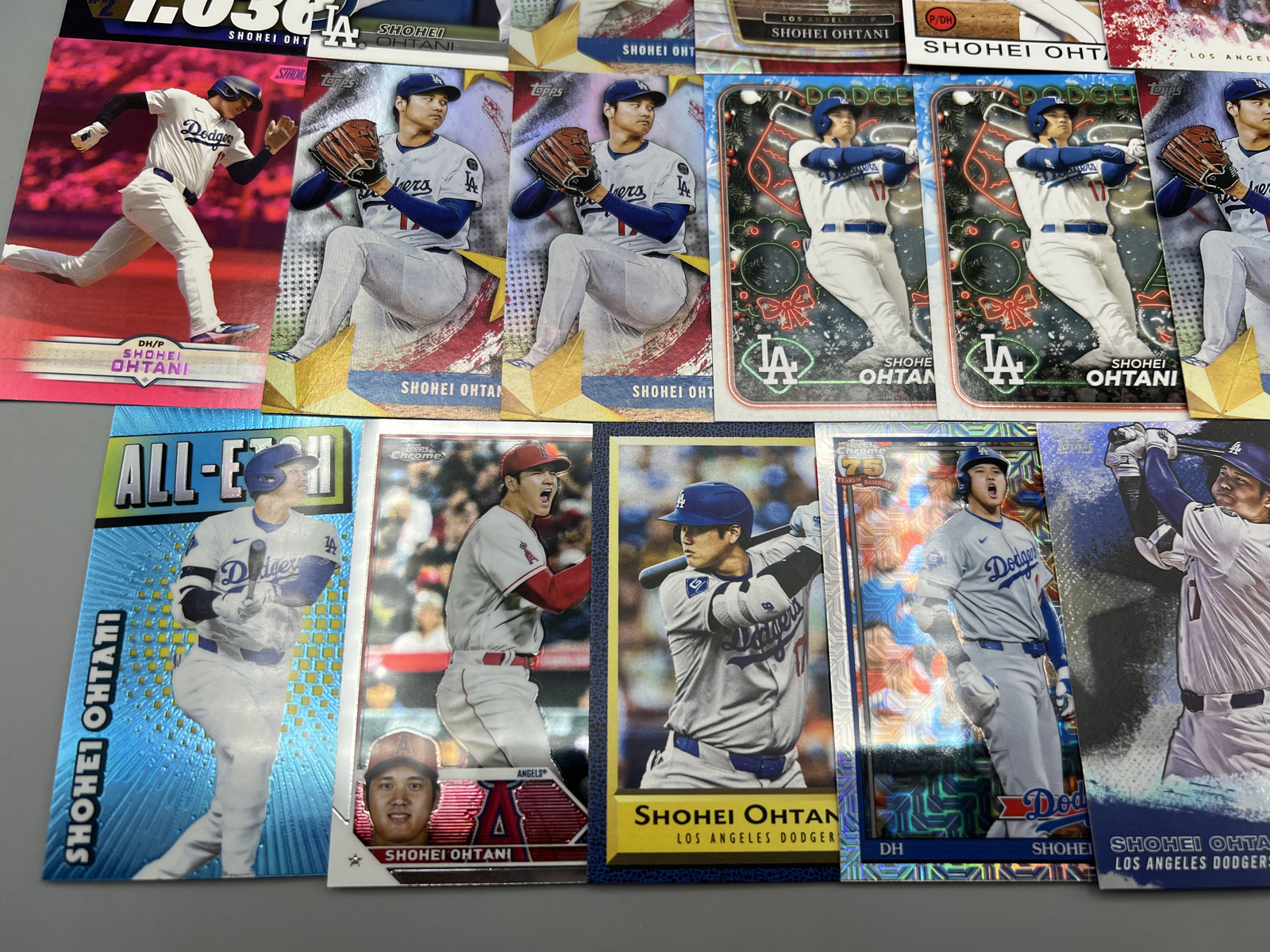 Lot of (20) Shohei Ohtani Baseball Cards