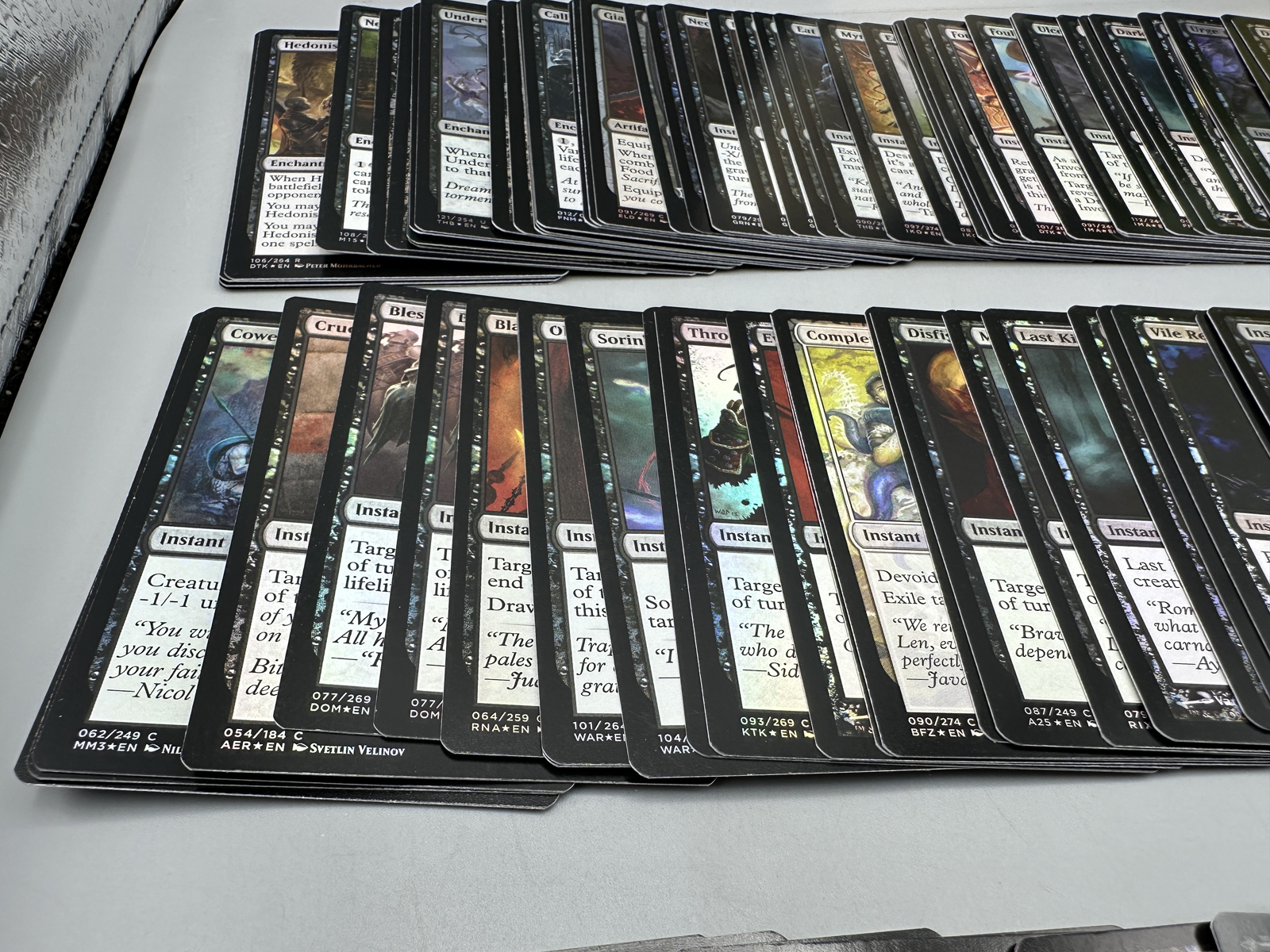 Lot of Magic The Gathering Trading Cards Black Lot