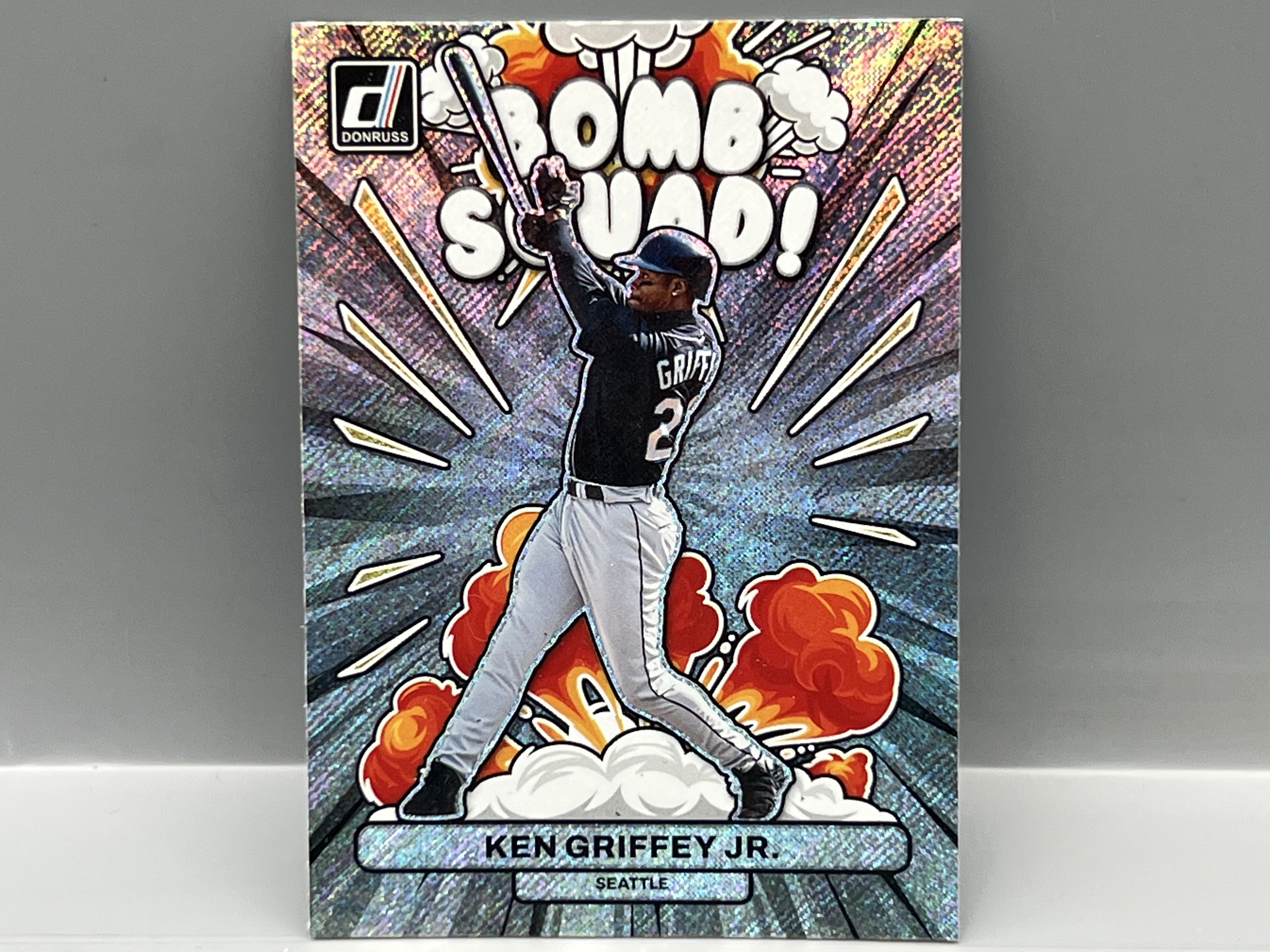 2023 Panini Donruss Ken Griffey Jr. Bomb Squad #BS2