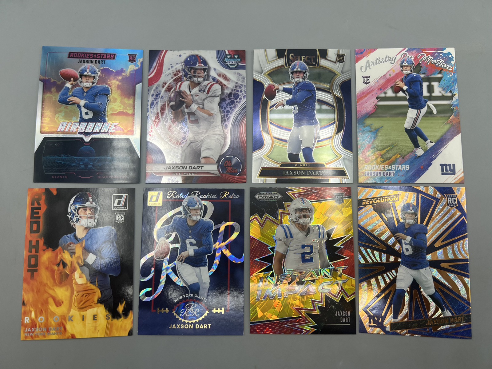Lot of (8) Jaxson Dart Football Rookie Cards