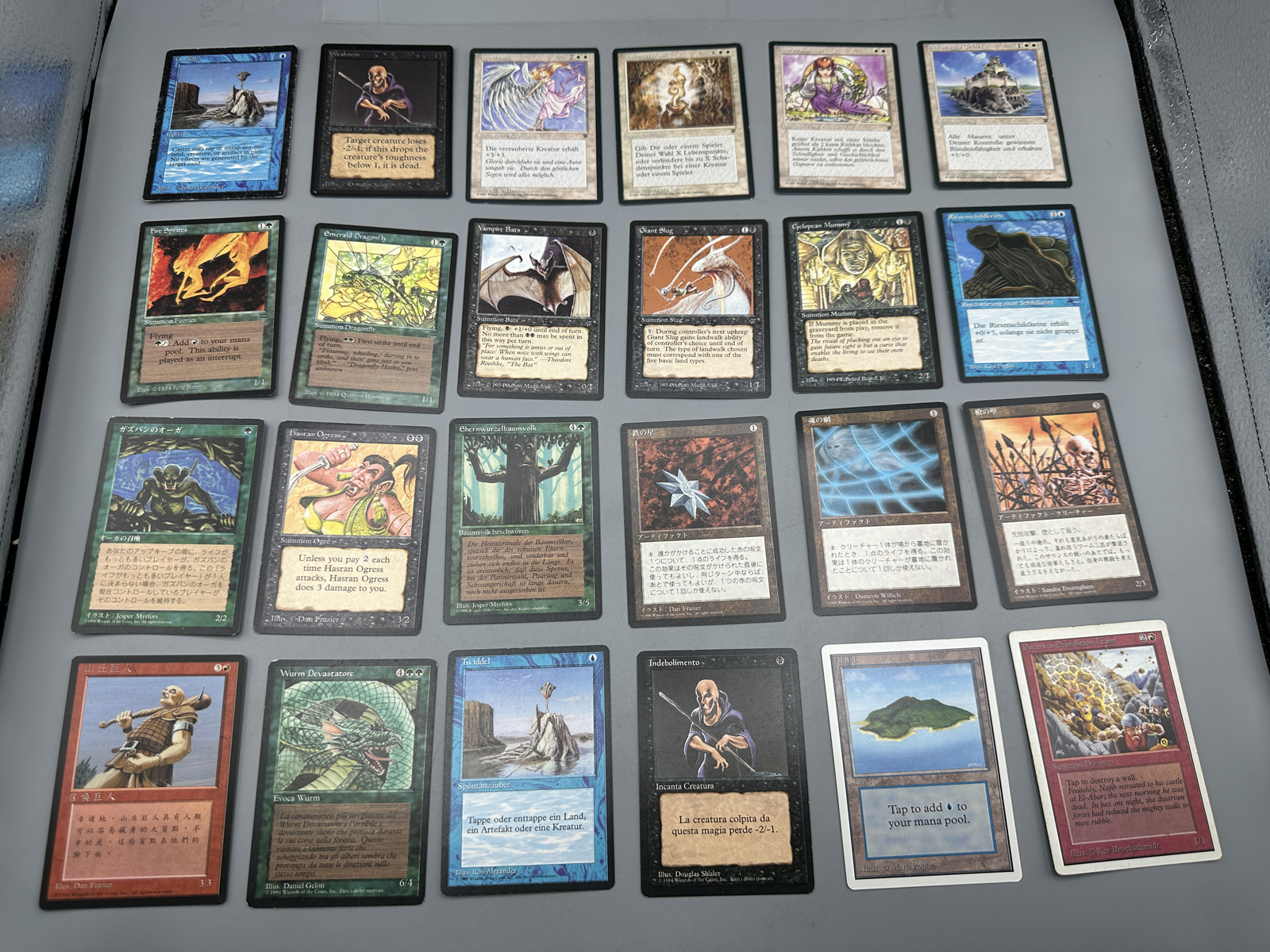 Lot of 24 Vintage Magic The Gathering Trading Cards including Beta, Legends, and International Editions