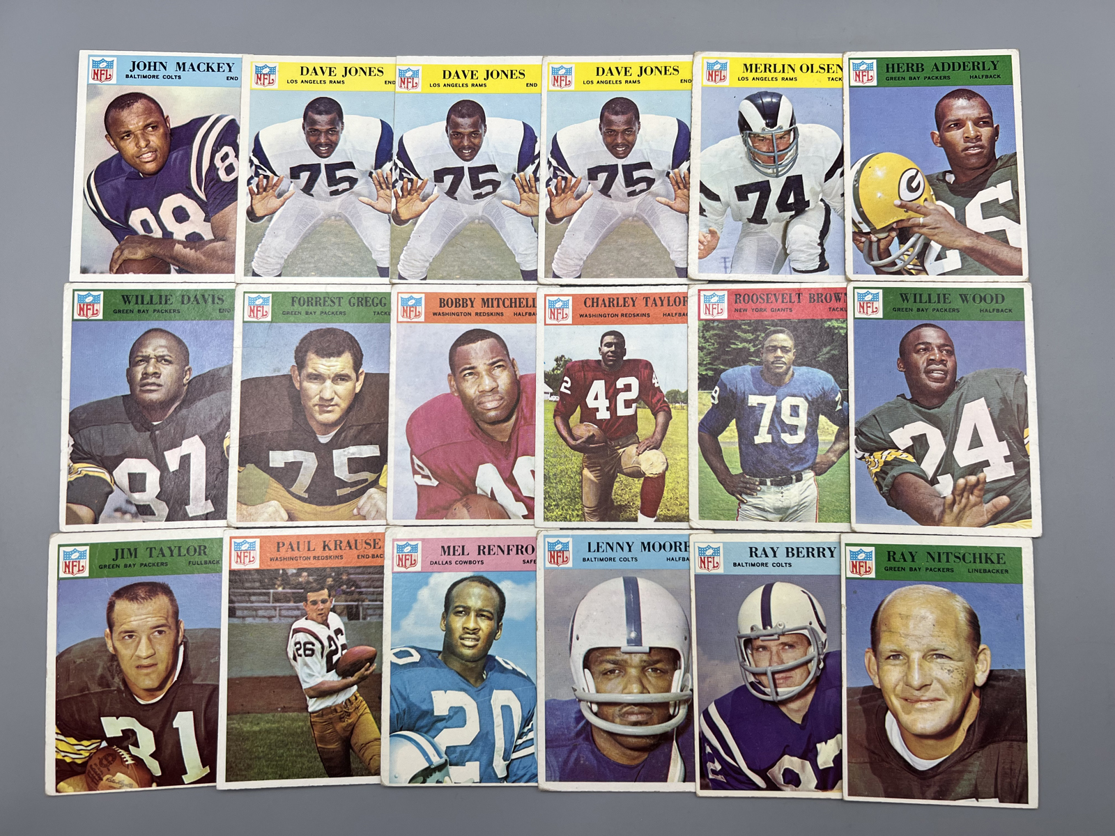 (18) 1966 Philadelphia Football Star Player Cards - Varying Conditions - Deacon Jones, Lenny Moore, Ray Berry