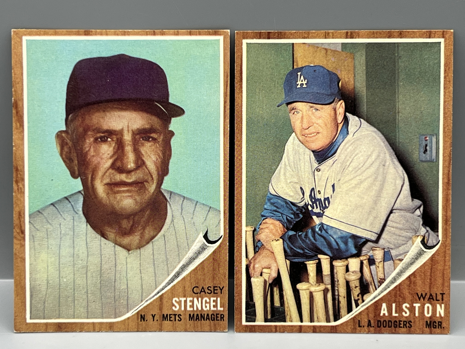 1962 Topps Casey Stengel #29 & Walt Alston #217