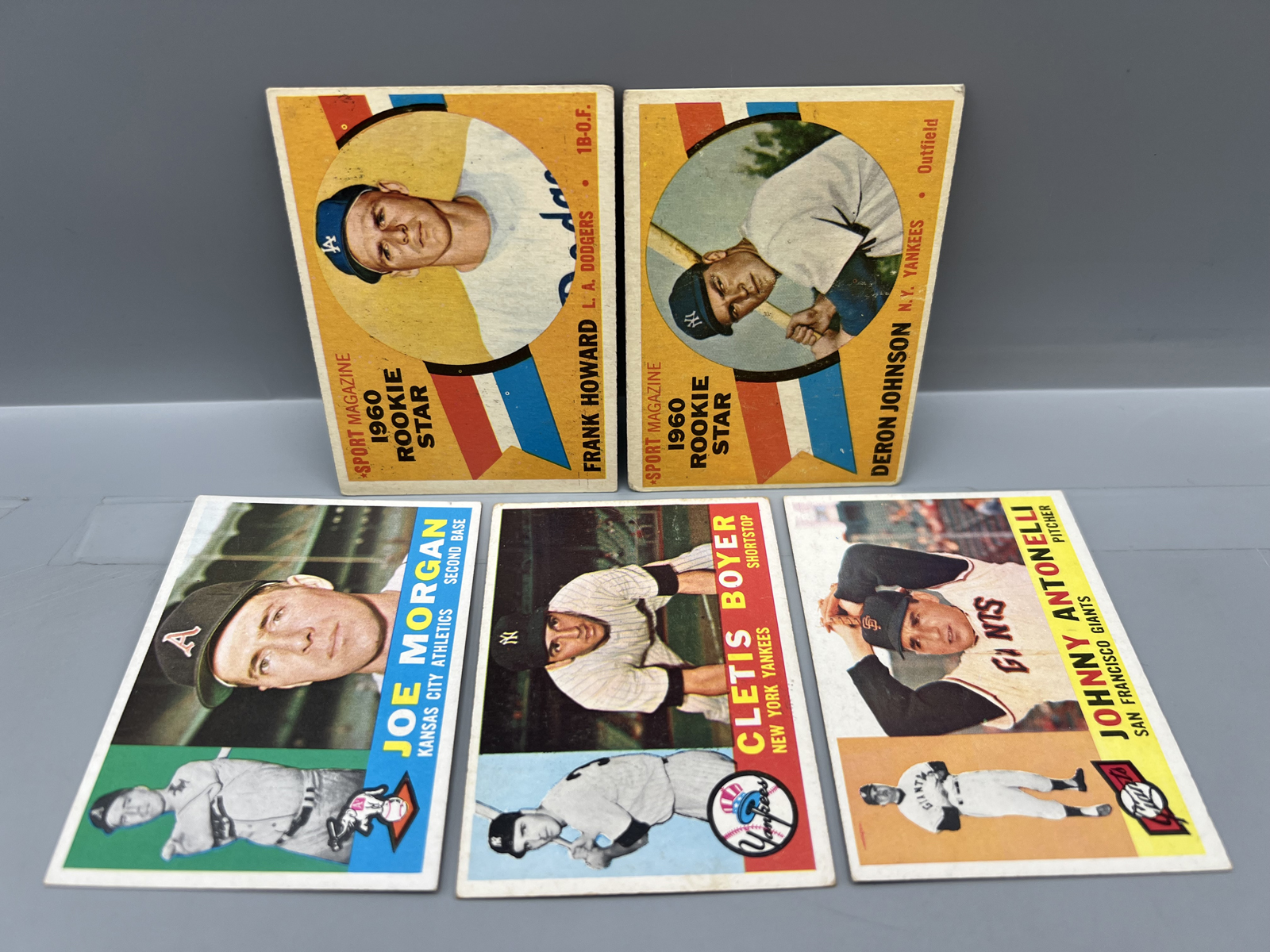 (5) 1960 Topps Baseball Cards W/ Frank Howard RC - Varying Conditions