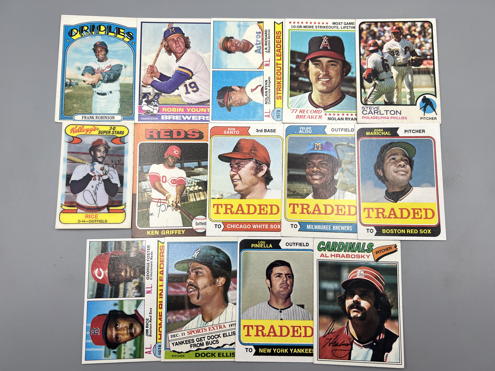 (14) 1970s Topps Baseball Cards W/ Many Stars - Varying Conditions