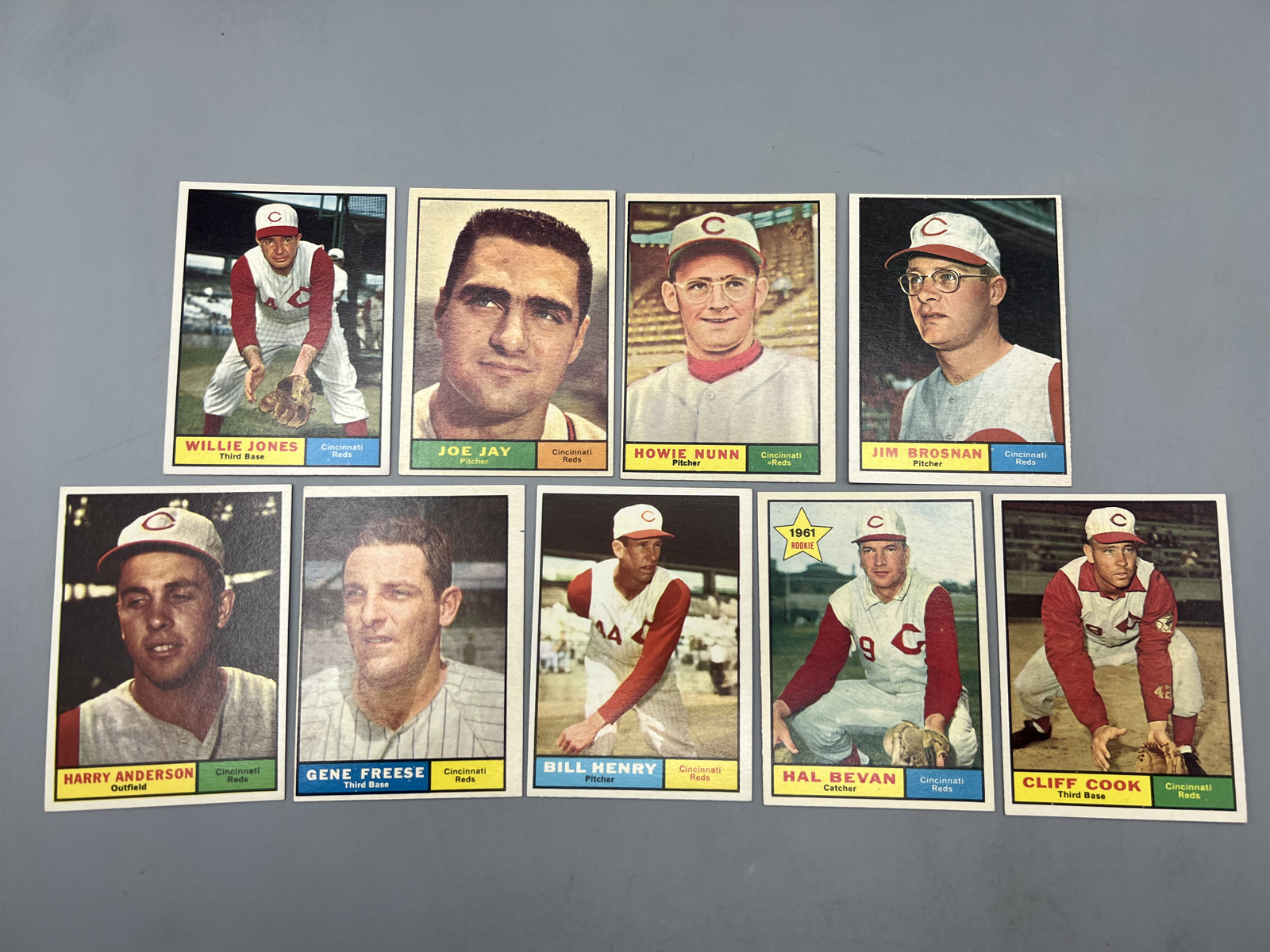 (9) 1961 Topps Cincinnati Reds Baseball Cards - Varying Conditions