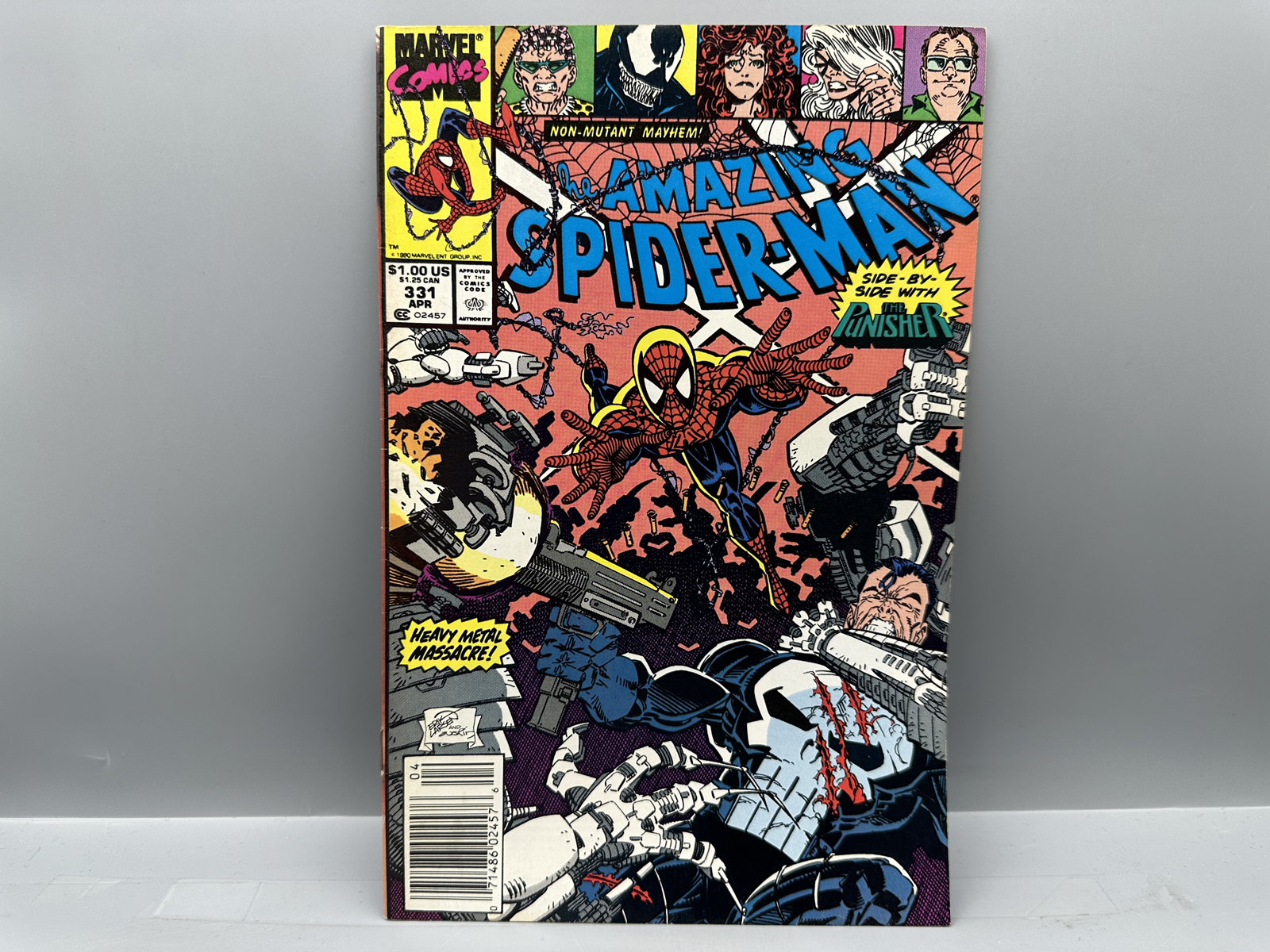 Marvel The Amazing Spider-Man #331 April 1990 Featuring The Punisher