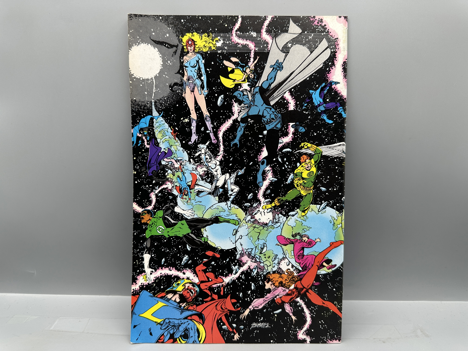 DC Comics Crisis on Infinite Earths #1 April 1985 - 1st app of Blue Beetle in DC Comics