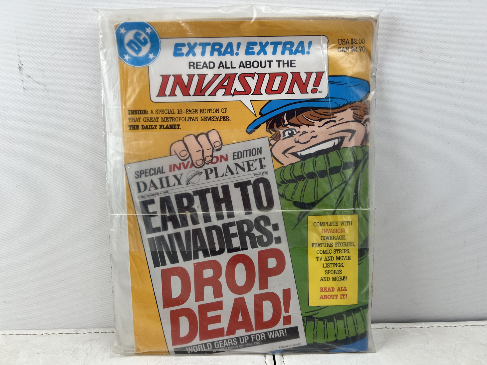 1988 DC Comics Daily Planet Special Invasion Edition Promotional Newspaper