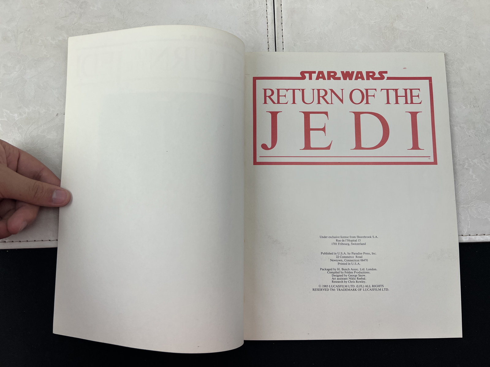 1983 Star Wars: Return of the Jedi Original Movie Premiere Program & Collectors Edition Storybook