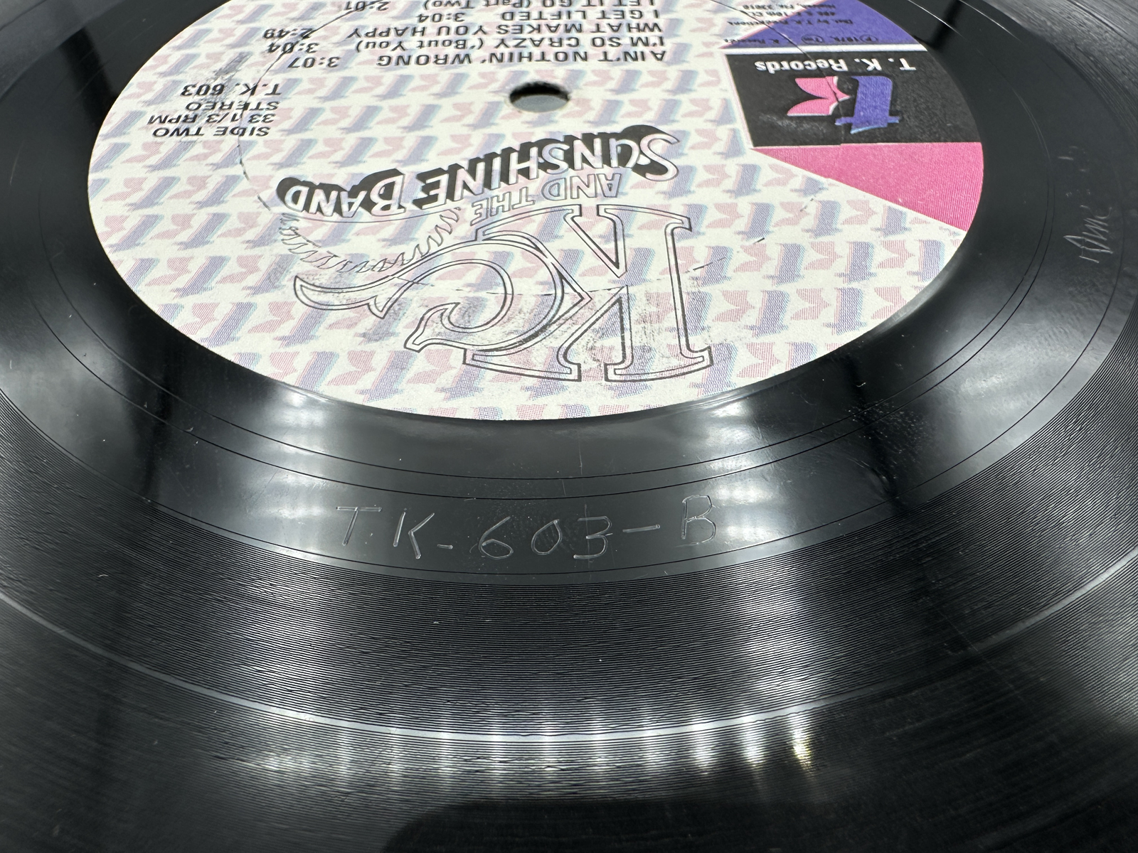 1975 T.K. Records KC and the Sunshine Band Self-Titled Vinyl Album - TK 603 - Warping