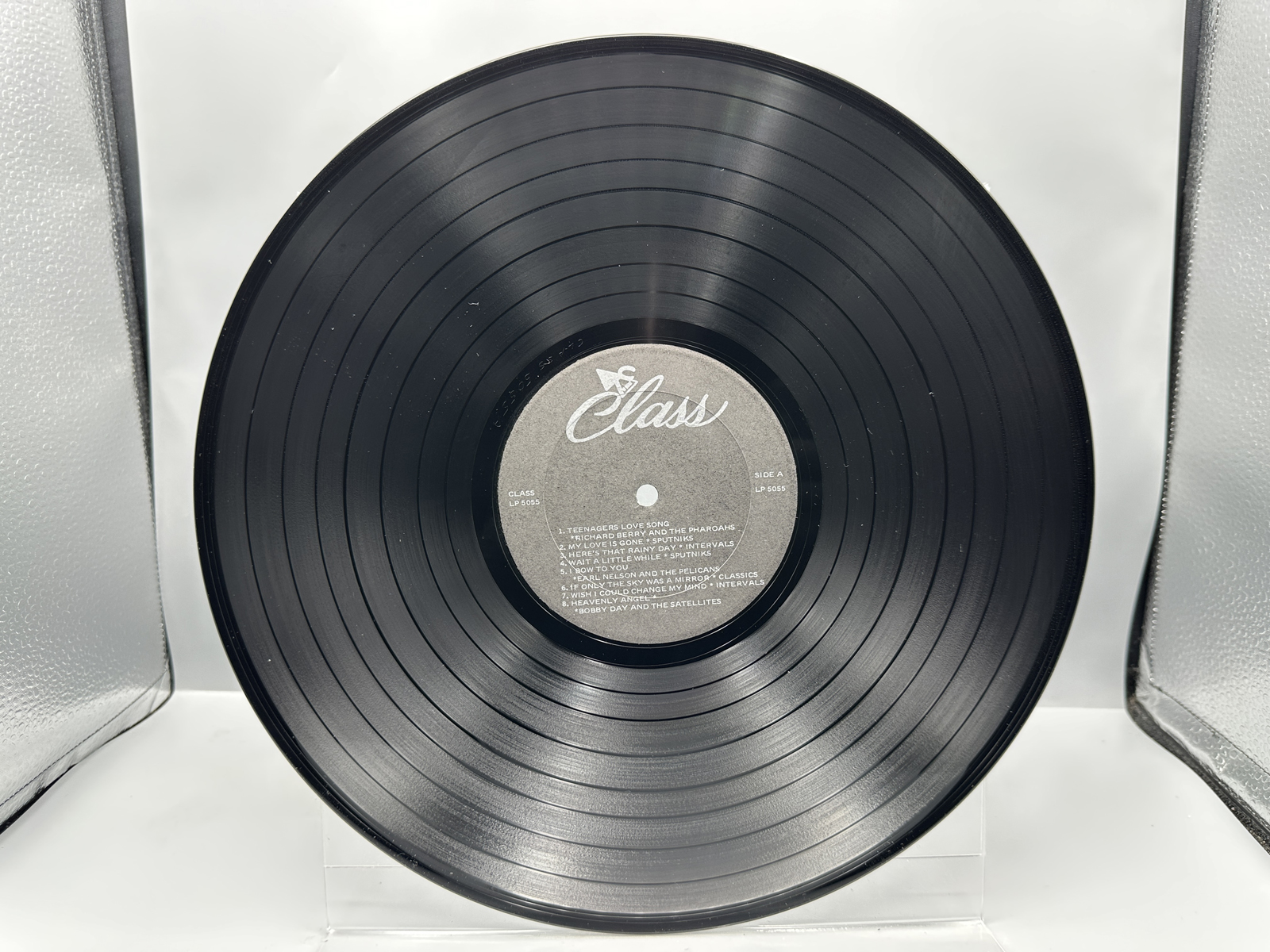 (2) Vintage Relic Records The Golden Groups Series Compilation Vinyl Albums