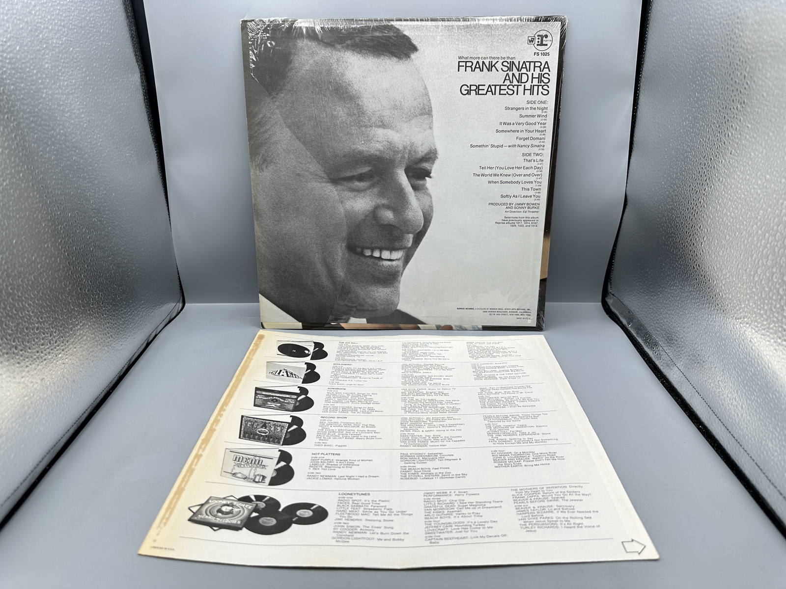 1968 Reprise Records Frank Sinatra's Greatest Hits! Vinyl Album - FS 1025