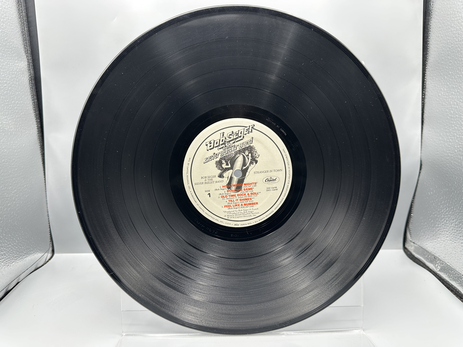1978 Capitol Records Bob Seger & The Silver Bullet Band Stranger In Town Vinyl Album - SW-11698