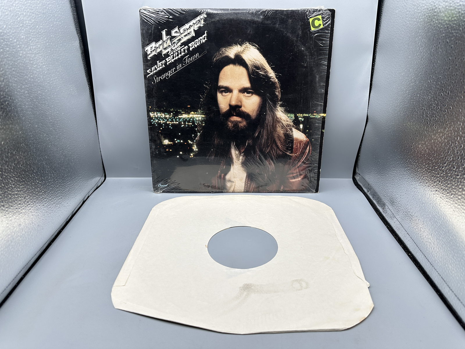 1978 Capitol Records Bob Seger & The Silver Bullet Band Stranger In Town Vinyl Album - SW-11698
