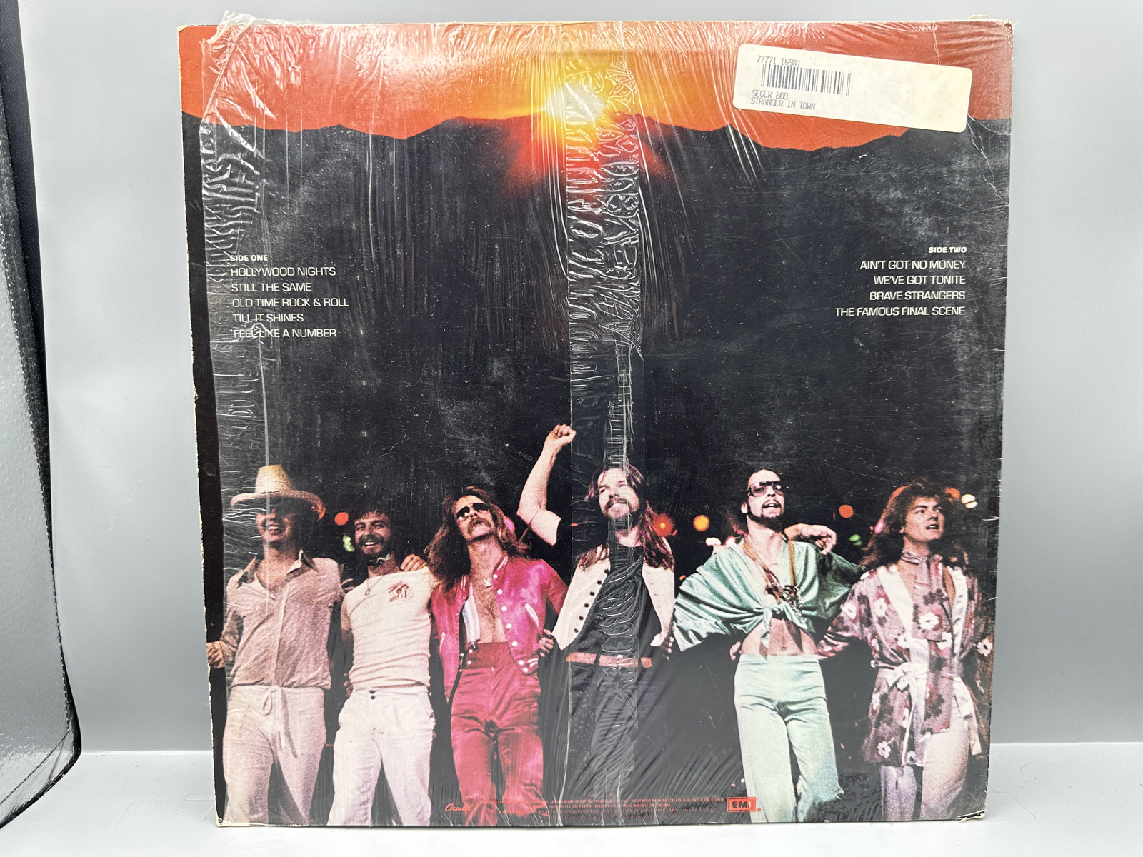 1978 Capitol Records Bob Seger & The Silver Bullet Band Stranger In Town Vinyl Album - SW-11698