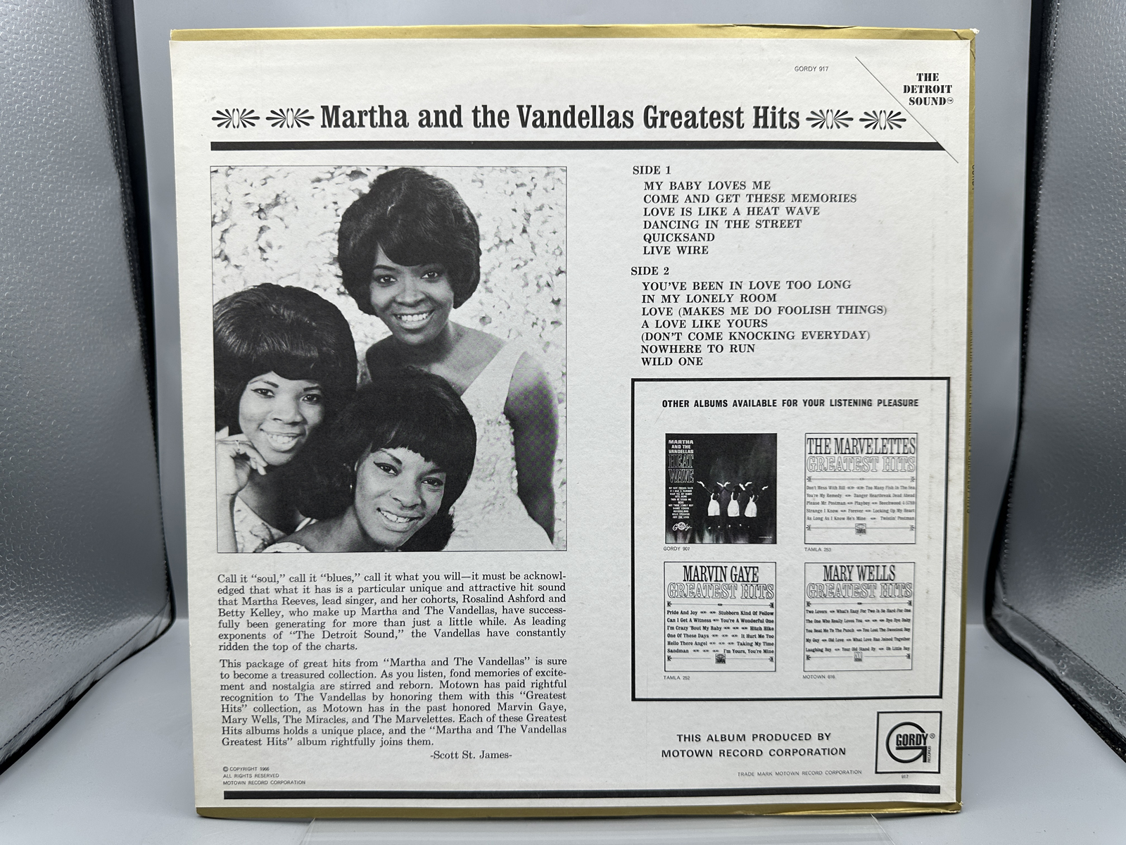 1969 Gordy Records Martha Reeves & The Vandellas Greatest Hits Vinyl Album - S-917