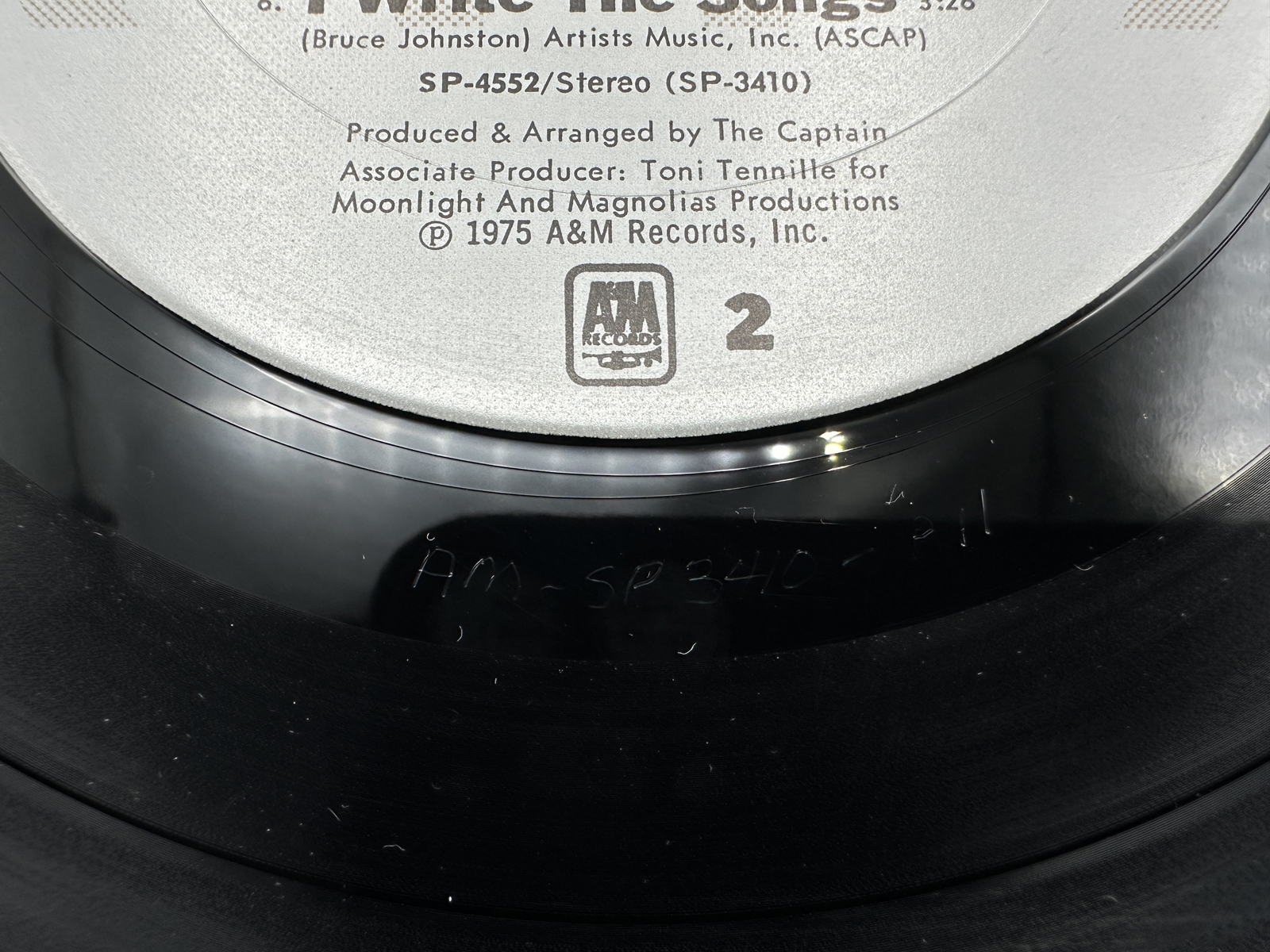 1975 A&M Records Captain & Tennille Love Will Keep Us Together Vinyl Album - SP-4552