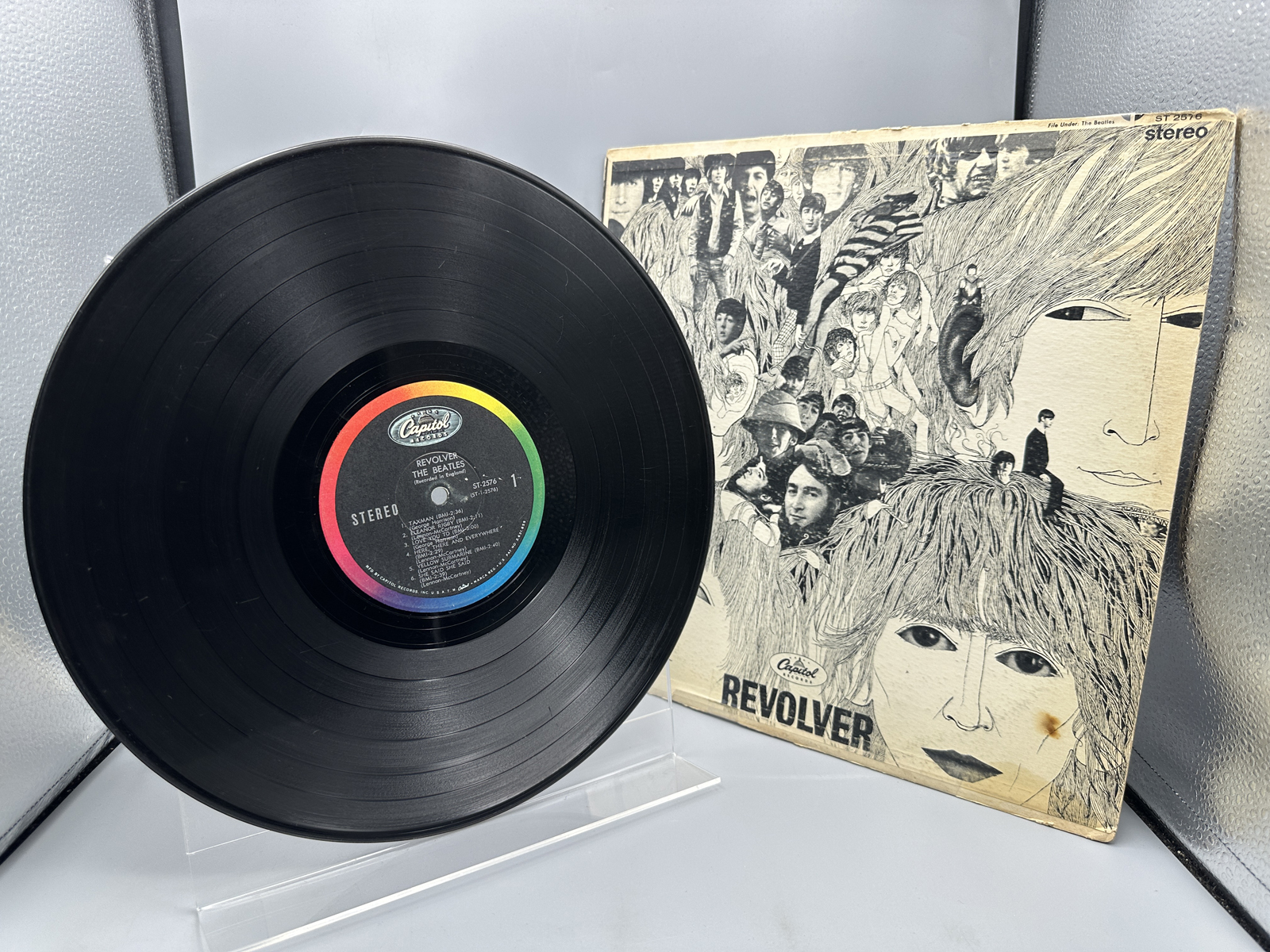 1966 Capitol Records The Beatles Revolver Vinyl Album - ST-2576