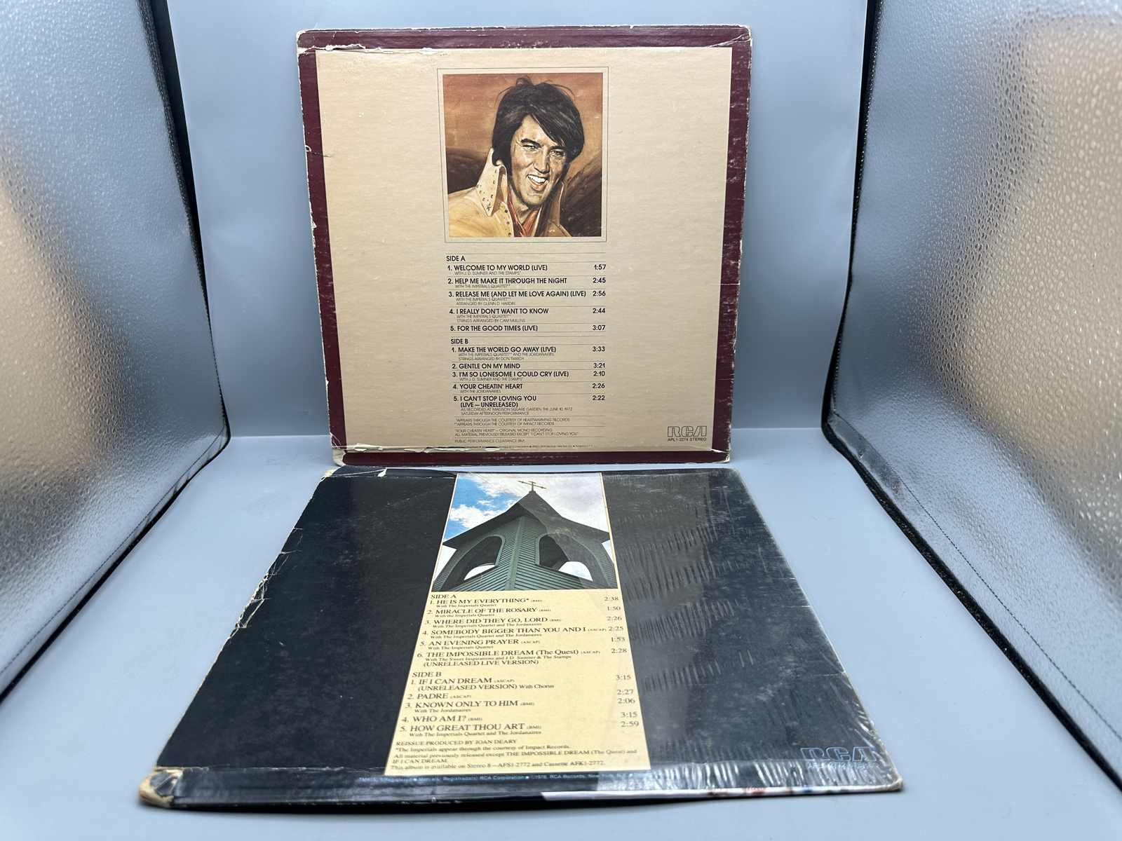 Elvis Presley RCA Victor Vinyl LP Records Lot of 2 - Welcome To My World, He Walks Beside Me