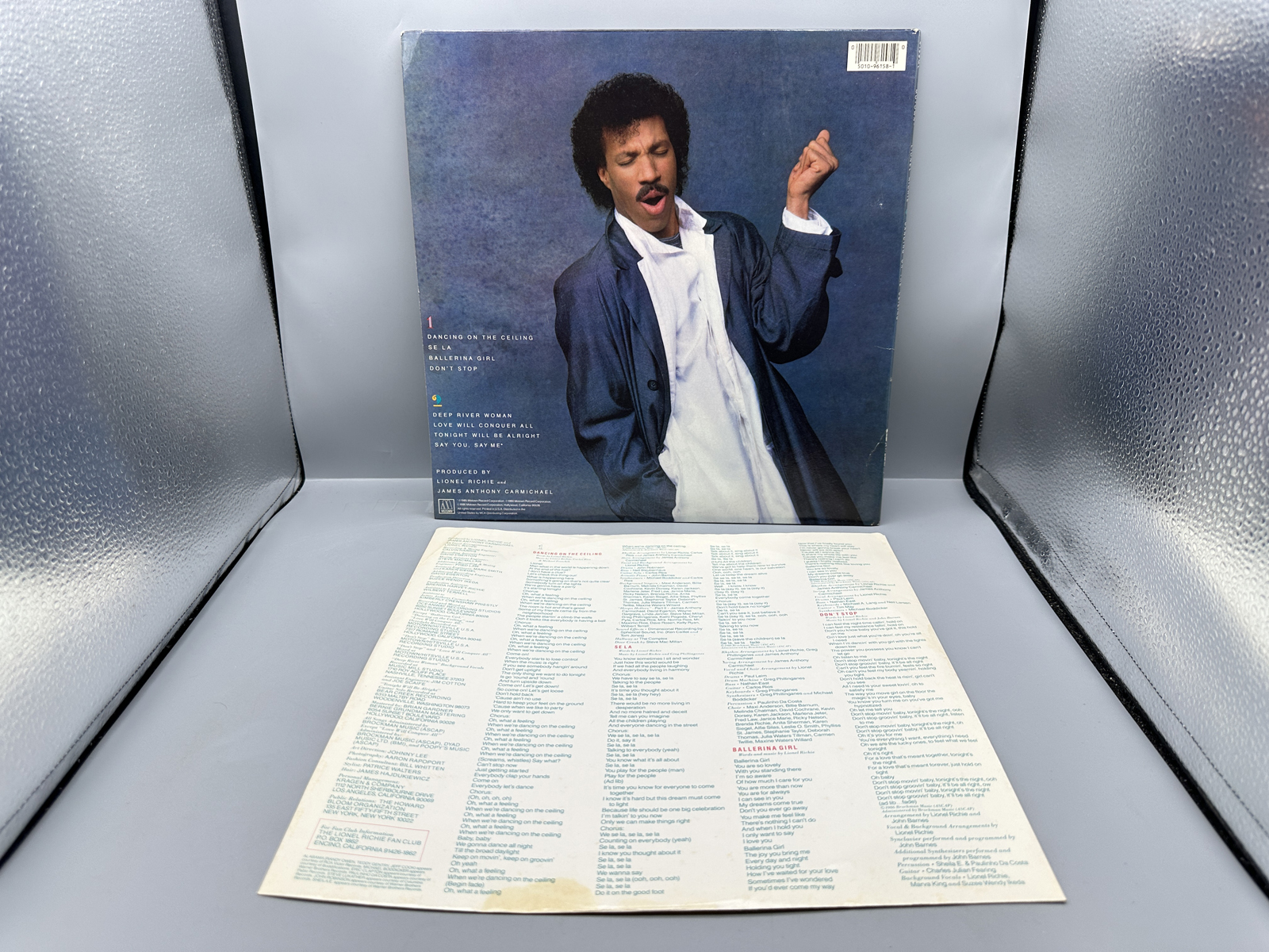 1985 Motown Records Lionel Richie Dancing On The Ceiling Vinyl Album - 6158 ML