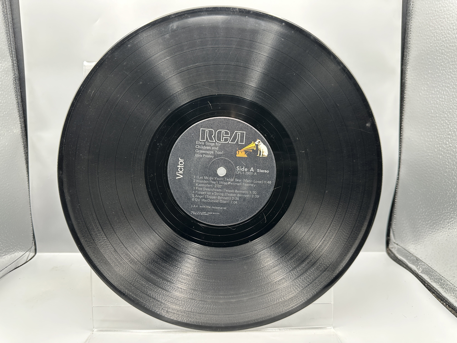 Elvis Presley Elvis Sings for Children and Grownups Too Vinyl LP RCA Victor 1978