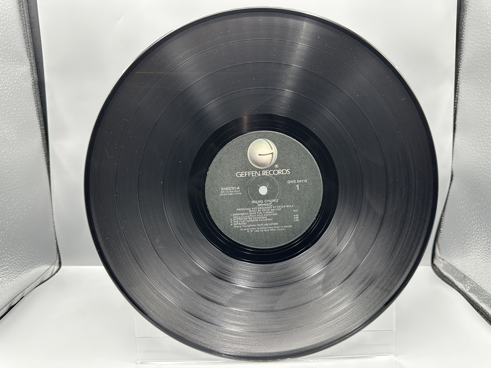 1986 Geffen Records Wang Chung "Mosaic" Vinyl Album - R163751