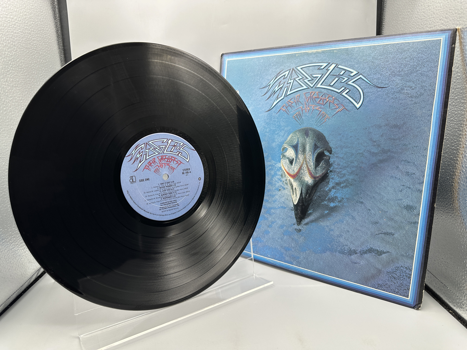 1976 Asylum Records The Eagles Their Greatest Hits 1971-1975 Vinyl Album - 6E-105