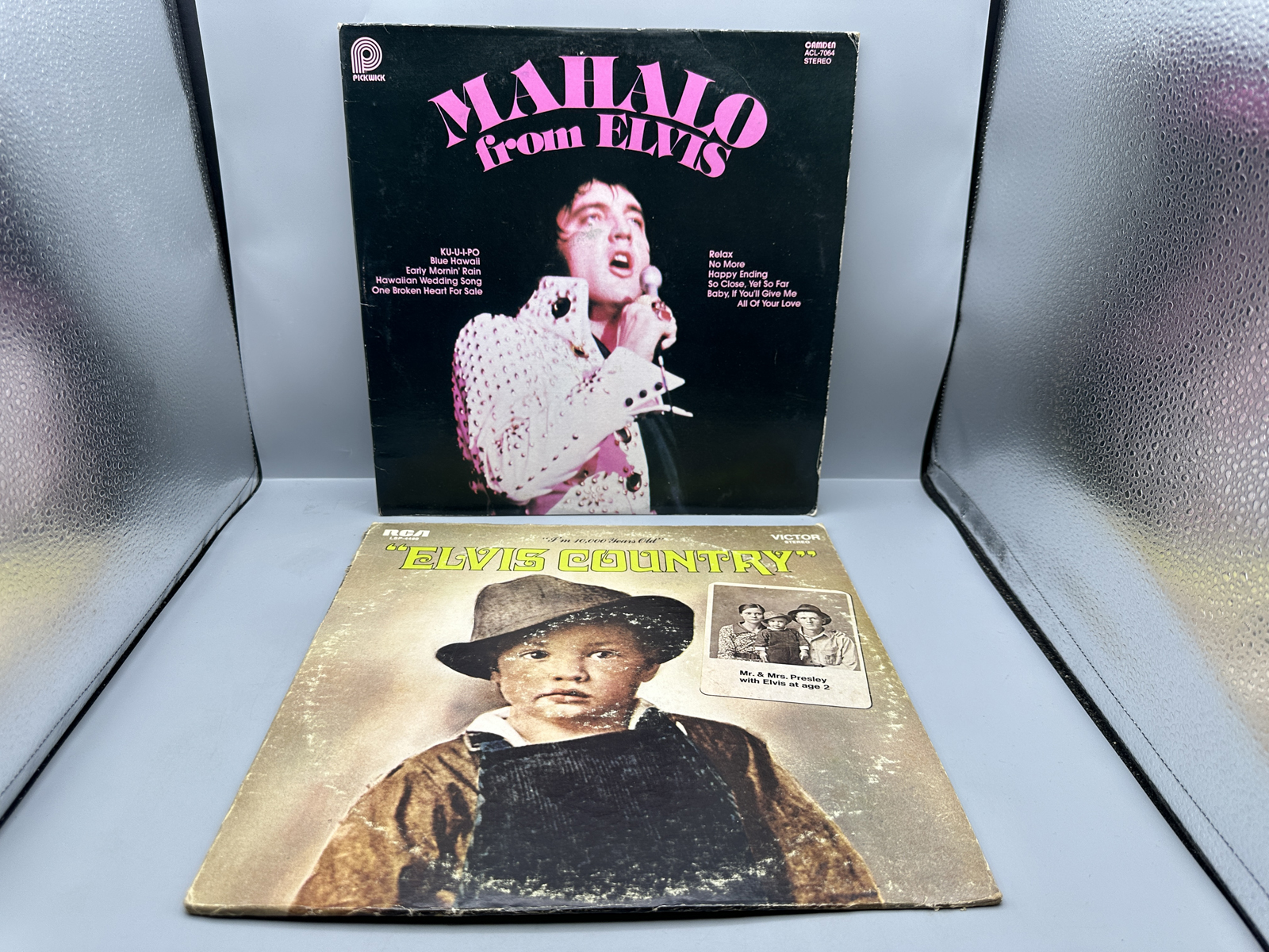 Elvis Presley Vinyl LPs Lot of 2 - Mahalo from Elvis and Elvis Country