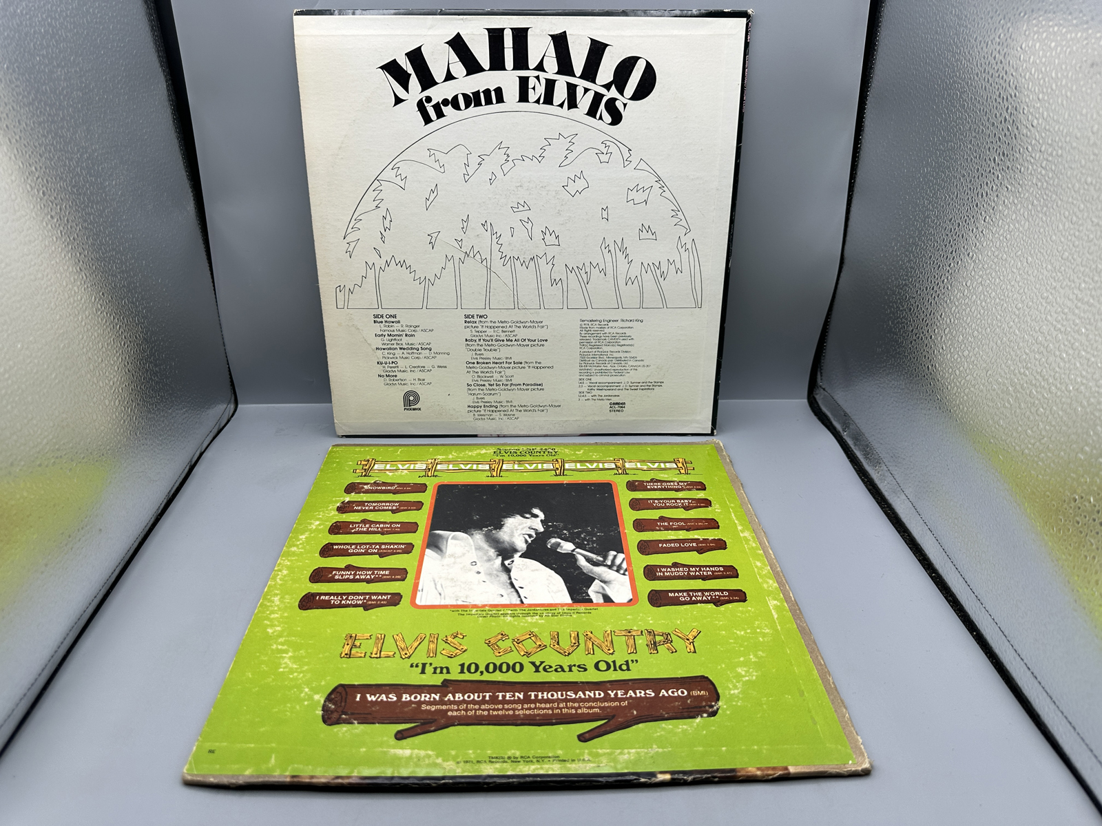 Elvis Presley Vinyl LPs Lot of 2 - Mahalo from Elvis and Elvis Country