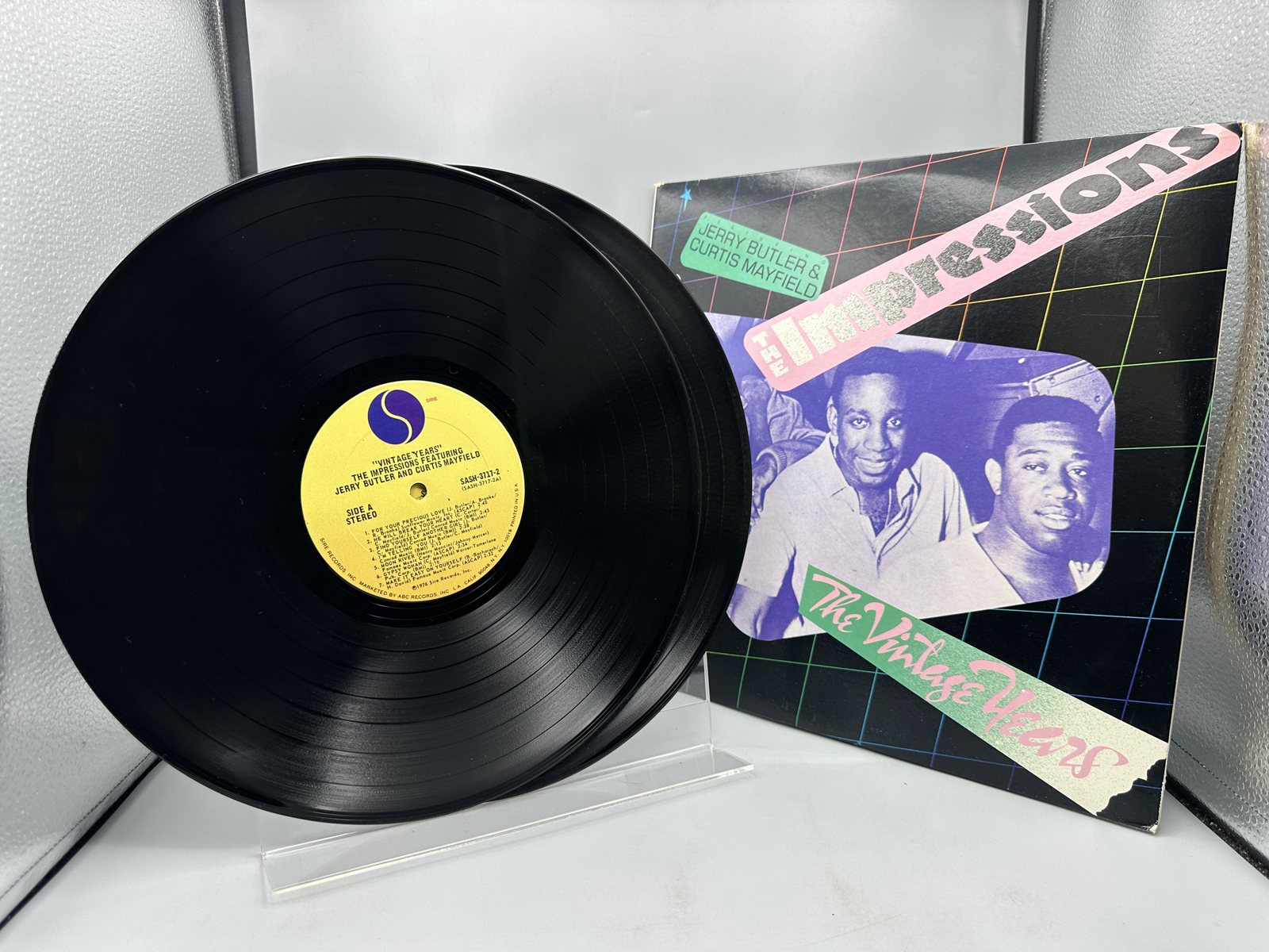1976 Sire Records The Impressions Featuring Jerry Butler And Curtis Mayfield The Vintage Years Vinyl Album - SASH-3717-2