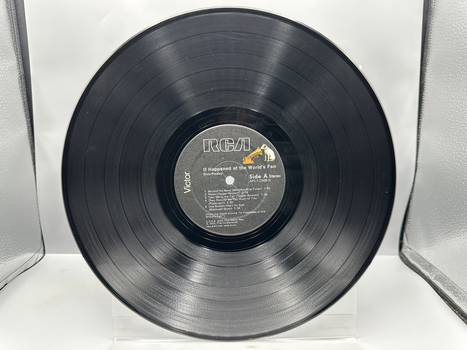 Elvis Presley It Happened at the World's Fair Vinyl LP RCA Victor APL1-2568