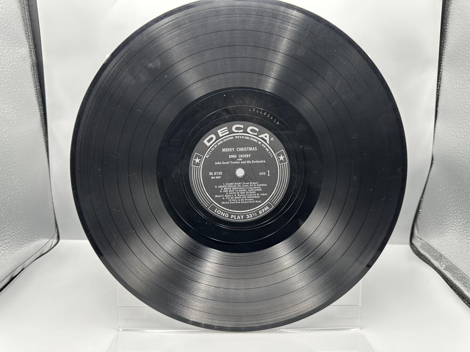 1955 Decca Records Bing Crosby Merry Christmas Vinyl Album - DL 8128