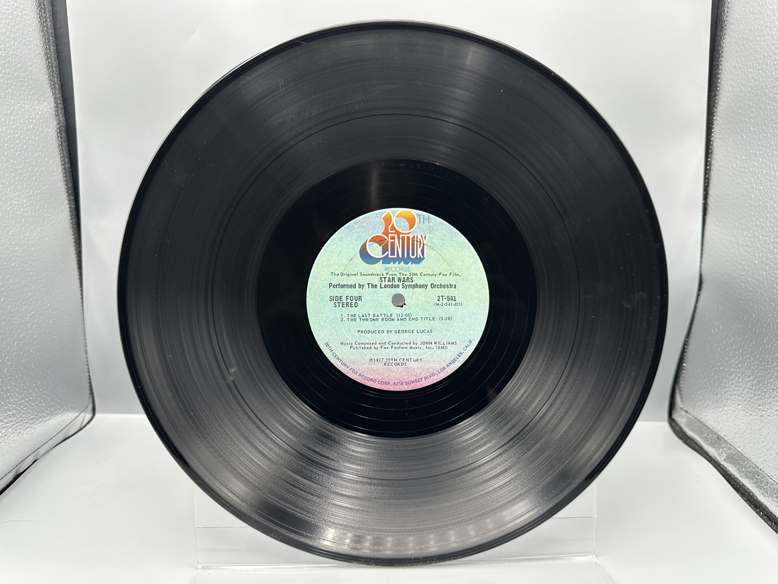 1977 20th Century Records Star Wars Original Soundtrack Double LP Vinyl Album - 2T-541