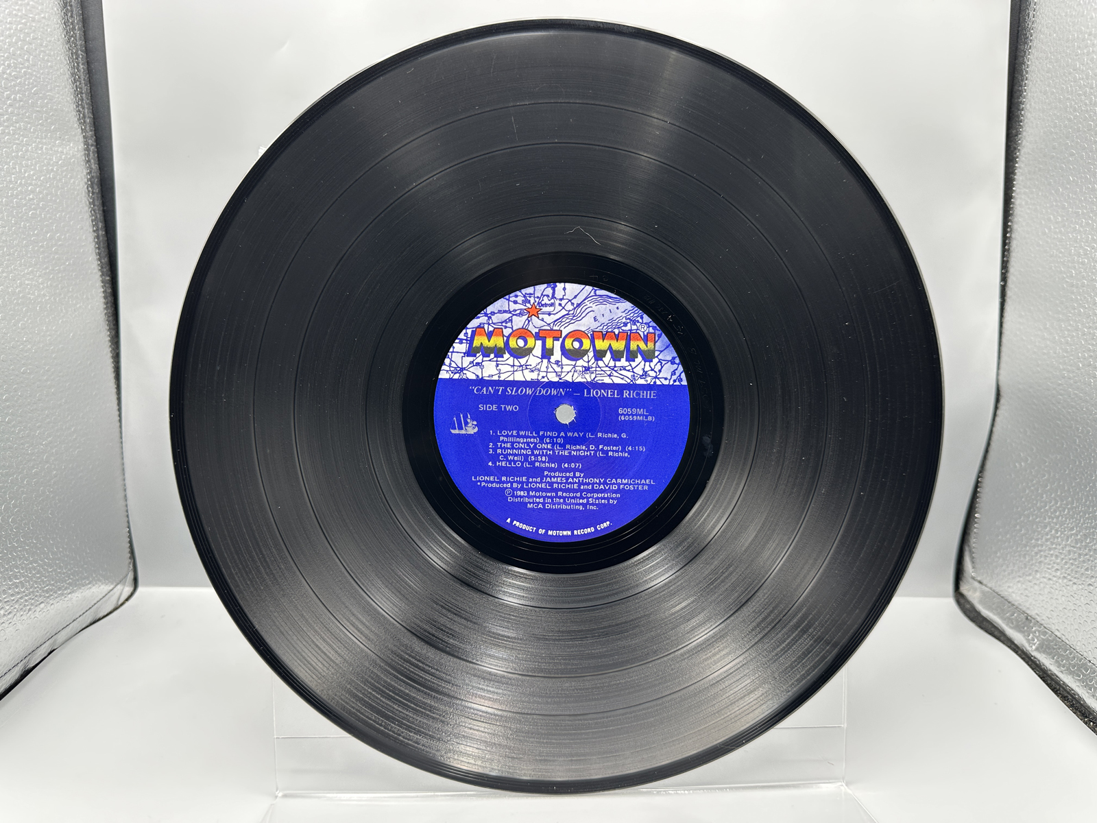 1983 Motown Lionel Richie "Can't Slow Down" Vinyl Album - 6059ML