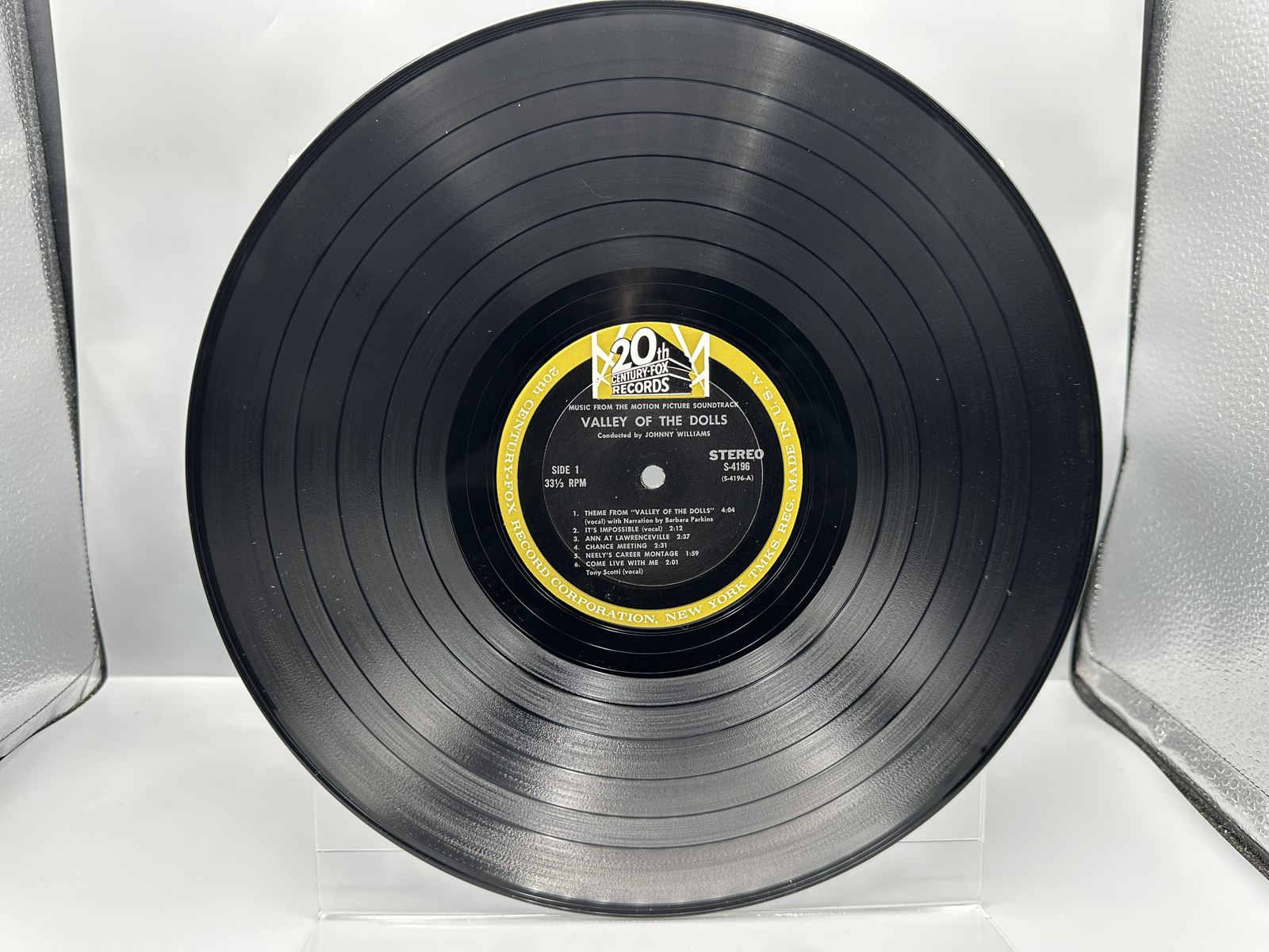 1967 20th Century Fox Records Valley of the Dolls Music From The Motion Picture Soundtrack Vinyl Album - S-4196