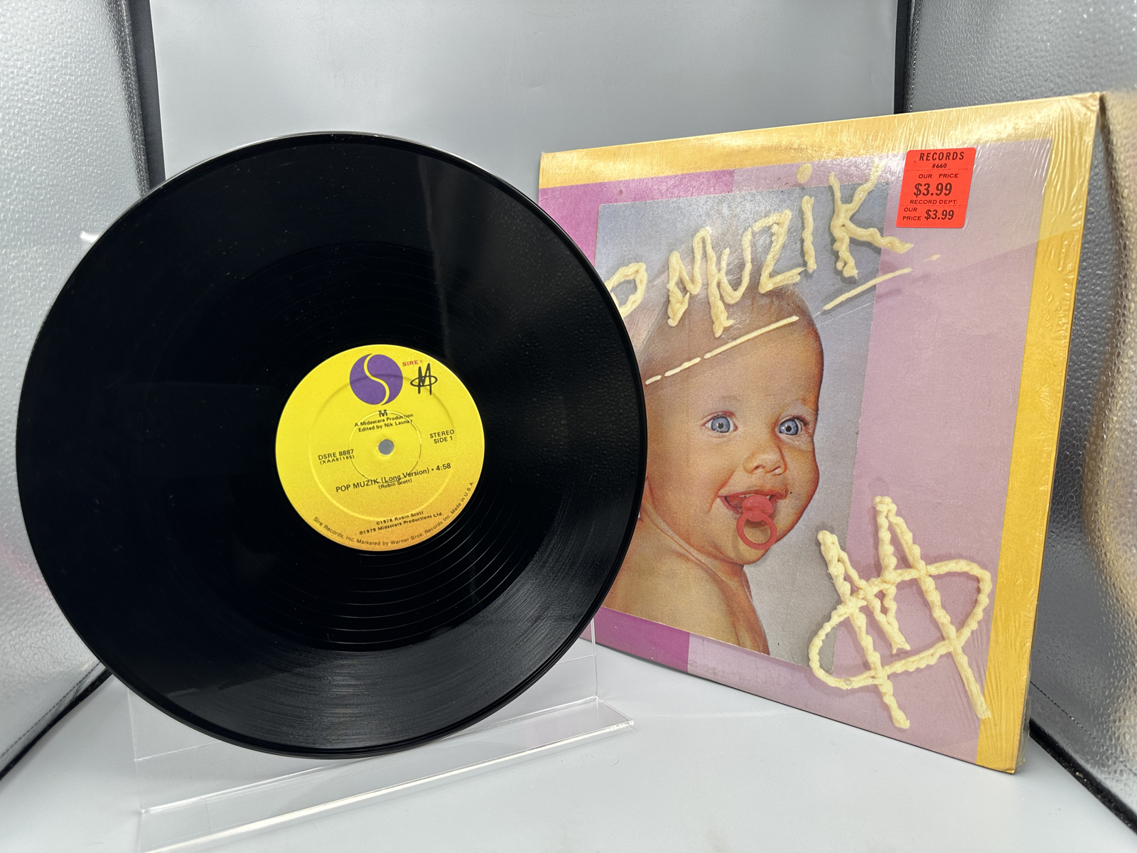 1979 Sire Records M Pop Muzik 12-inch Vinyl Single - DSRE 6887