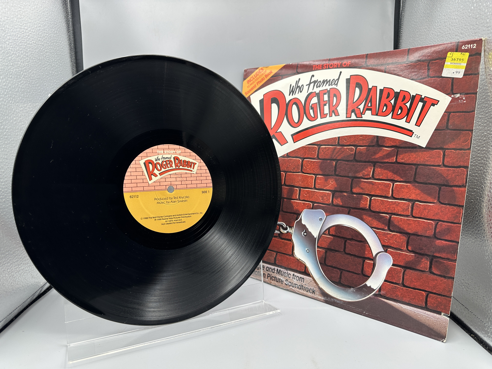 1988 The Walt Disney Company / Amblin Entertainment Co., Inc. The Story of Who Framed Roger Rabbit Vinyl Album - 62112