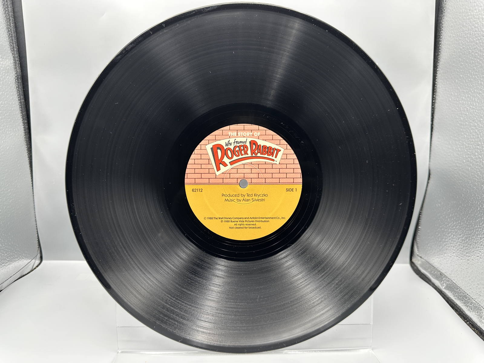 1988 The Walt Disney Company / Amblin Entertainment Co., Inc. The Story of Who Framed Roger Rabbit Vinyl Album - 62112
