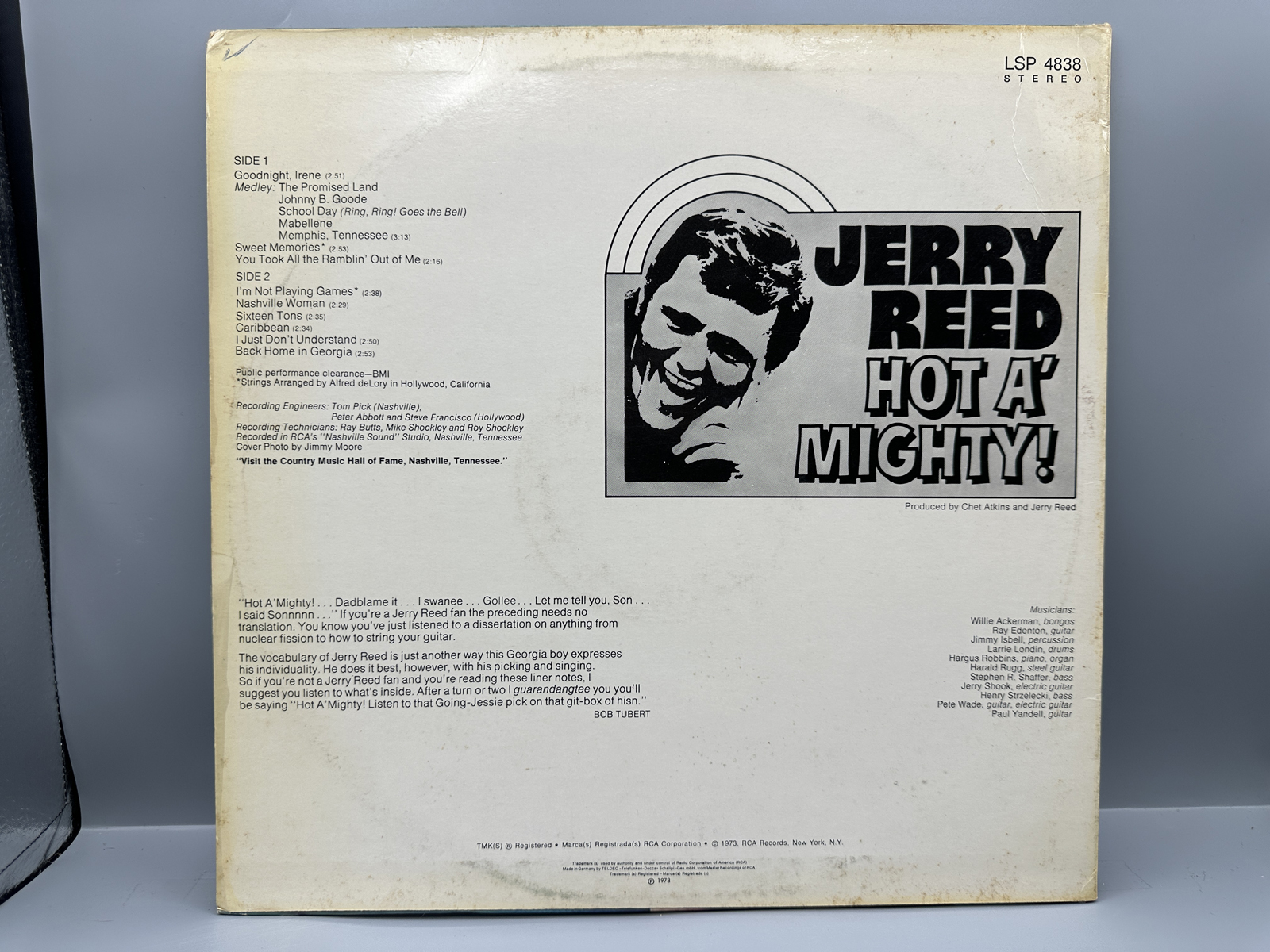 1973 RCA Records Jerry Reed Hot A' Mighty! Vinyl Album - LSP 4838
