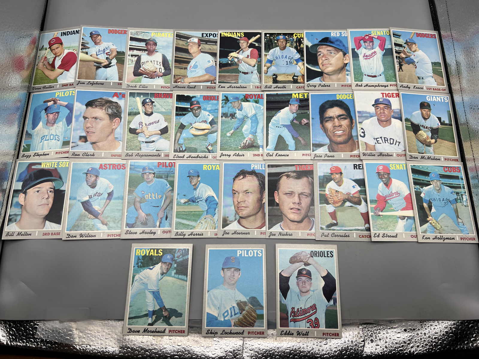(30) 1970 Topps Baseball Cards - Varying Conditions