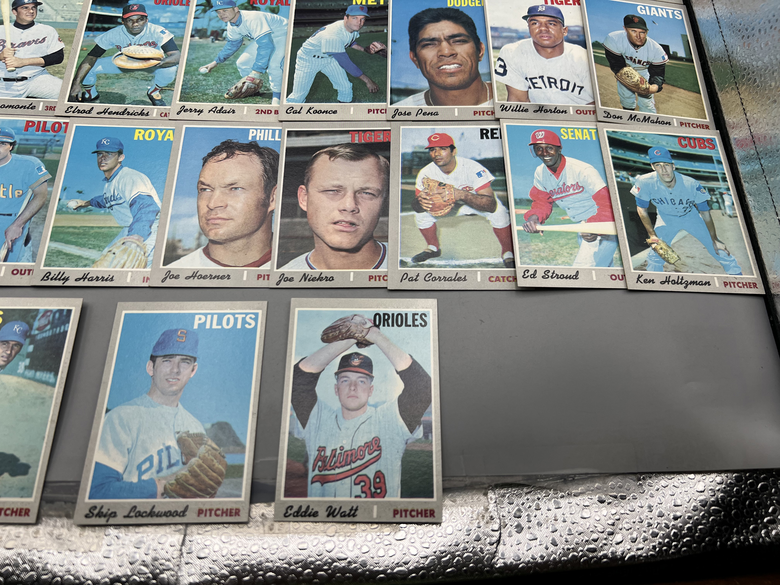 (30) 1970 Topps Baseball Cards - Varying Conditions