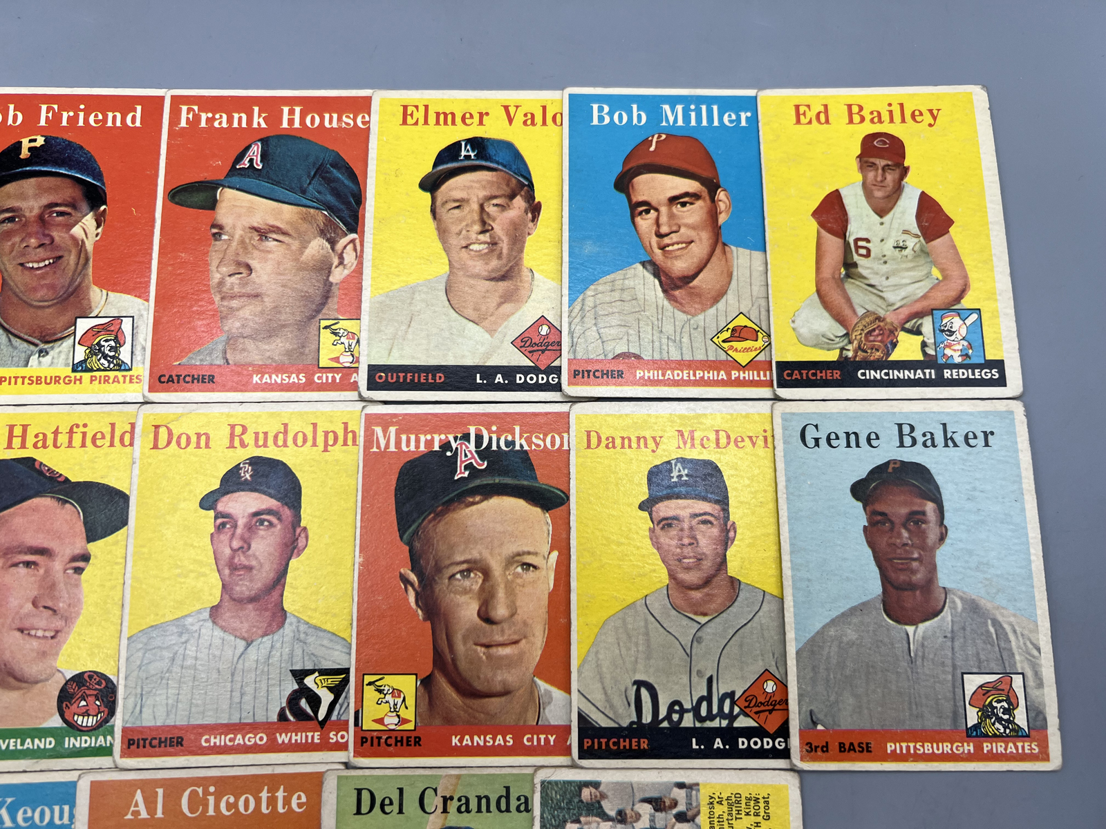 (16) 1958 Topps Baseball Cards - Varying Conditions