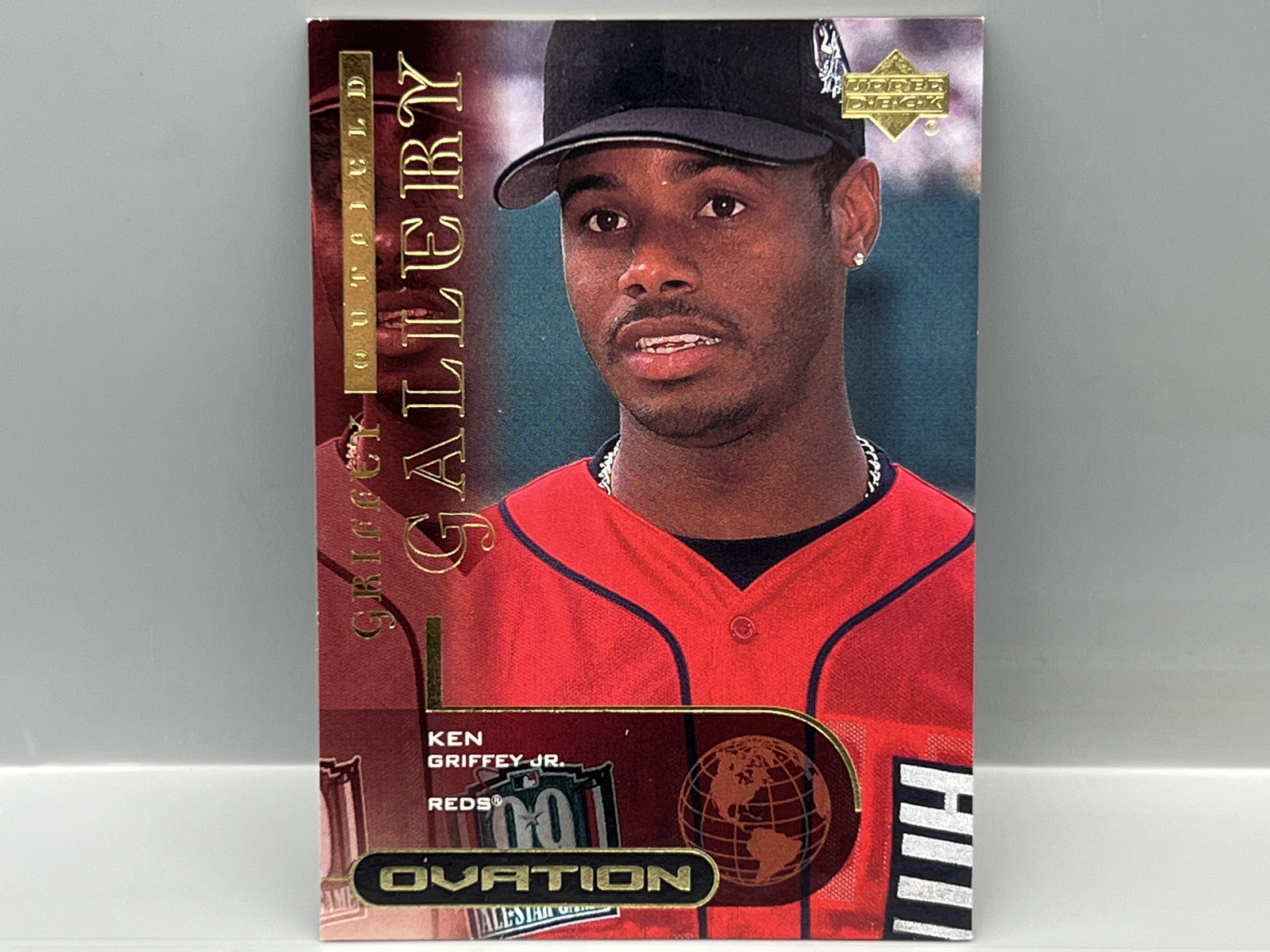 2000 Upper Deck Ovation Ken Griffey Jr. Gallery Japanese #G5