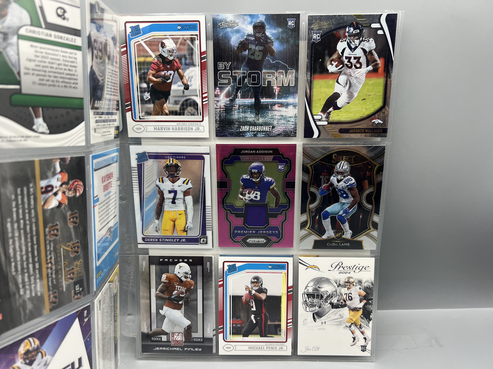 (27) Modern Football Star Player Rookie Cards - Aaron Donald, Joe Burrow, Jaxon Smith-Njigba