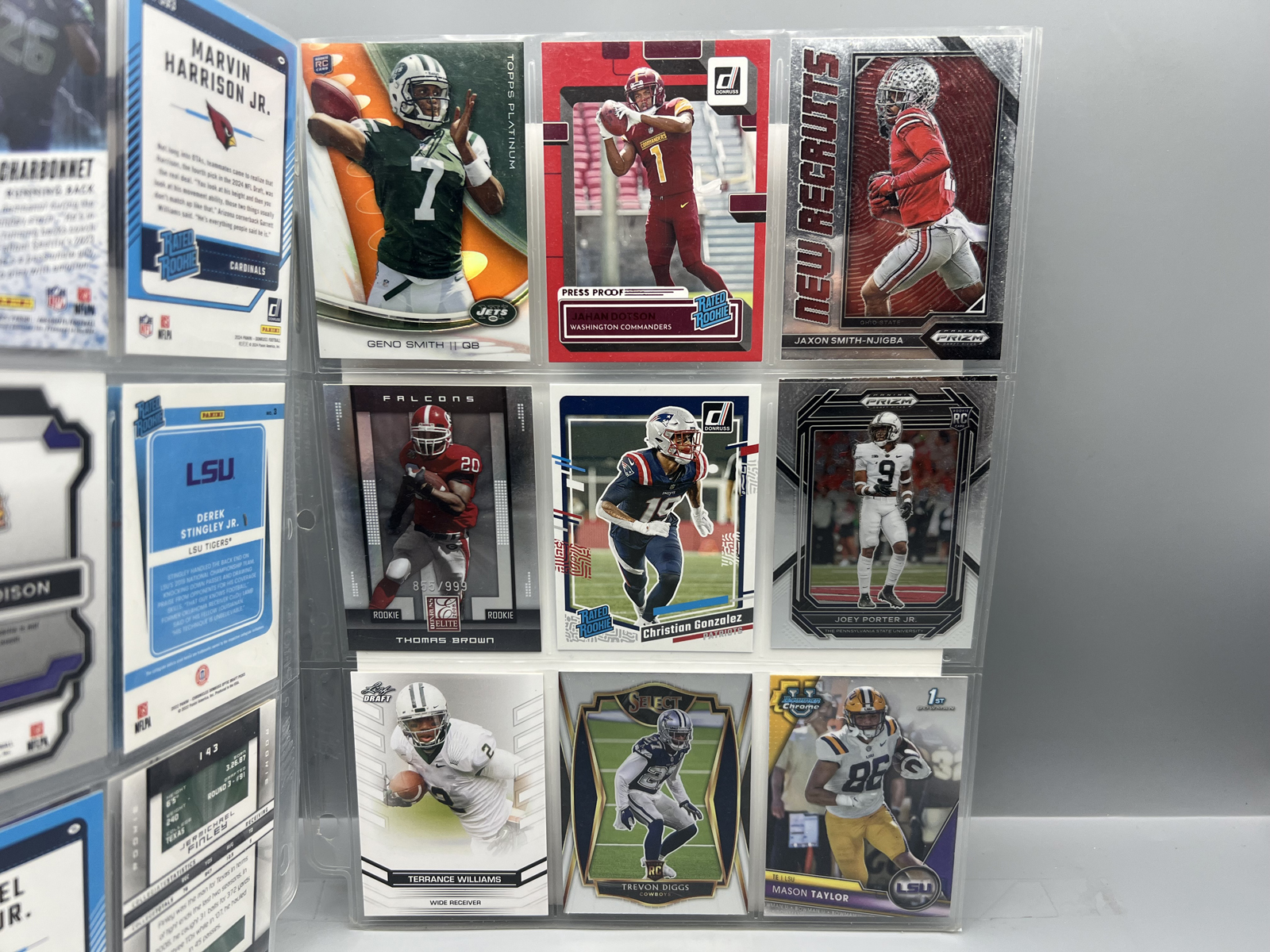 (27) Modern Football Star Player Rookie Cards - Aaron Donald, Joe Burrow, Jaxon Smith-Njigba